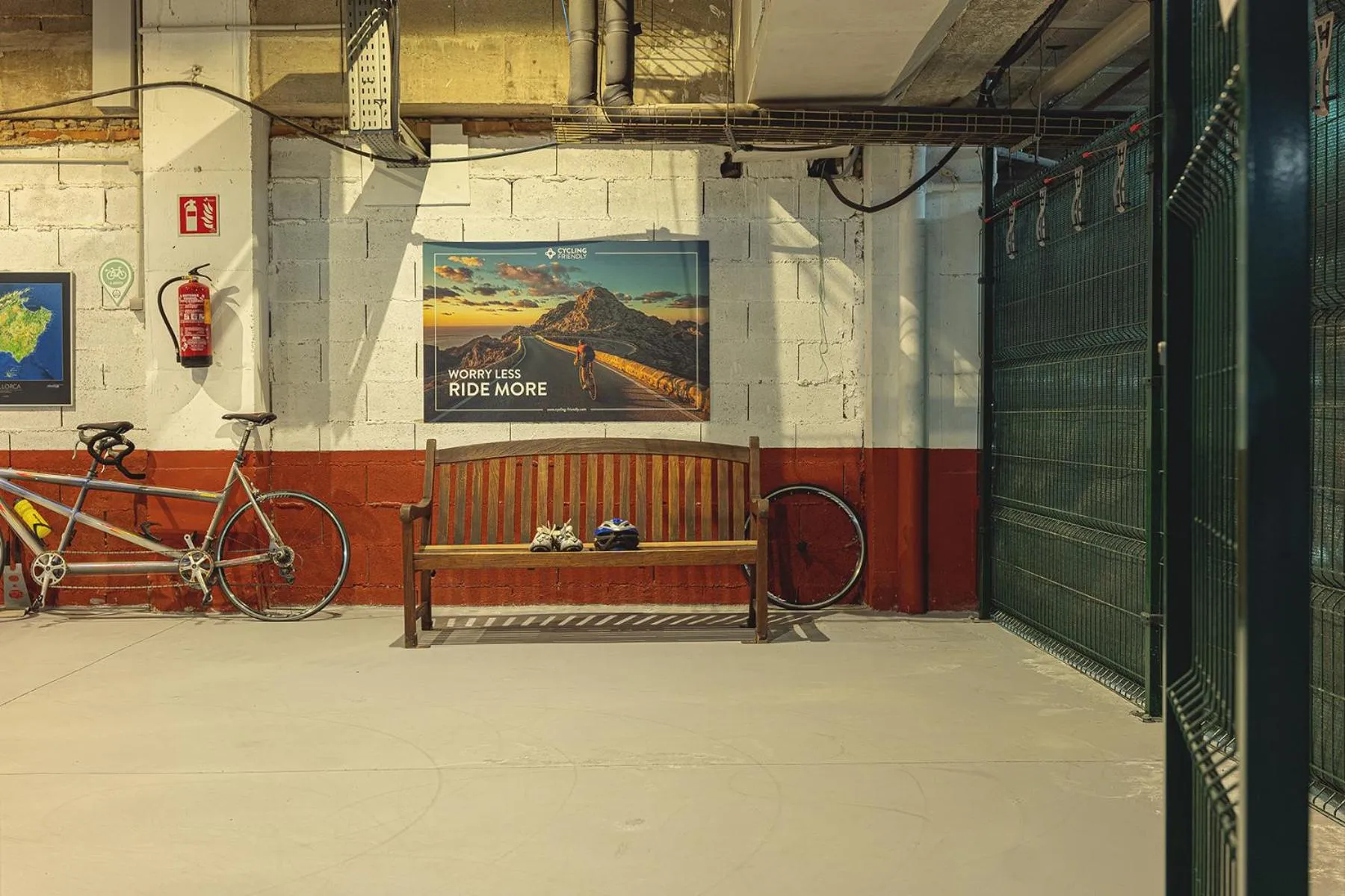 Cycling in Aparthotel Novo Mar