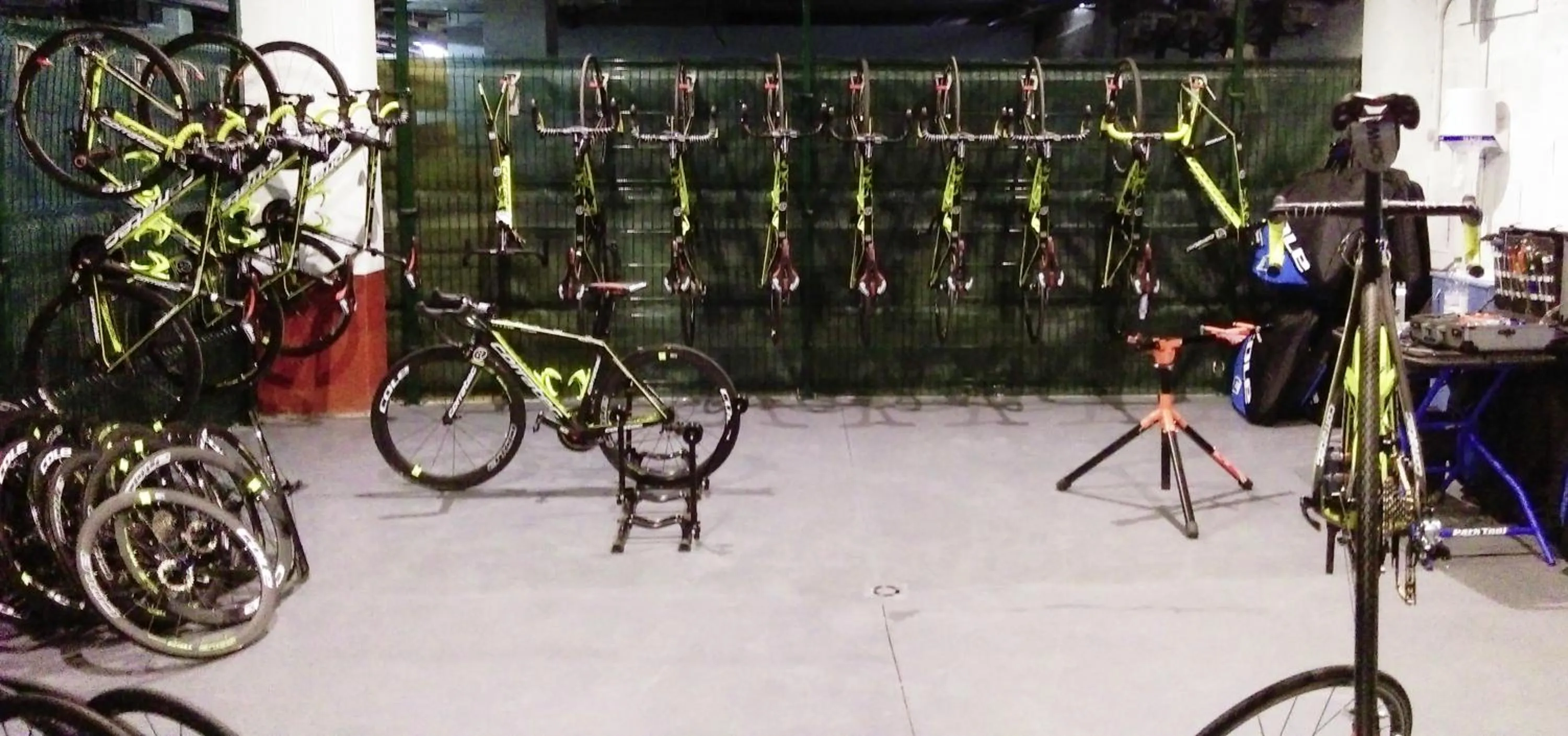 Cycling in Aparthotel Novo Mar