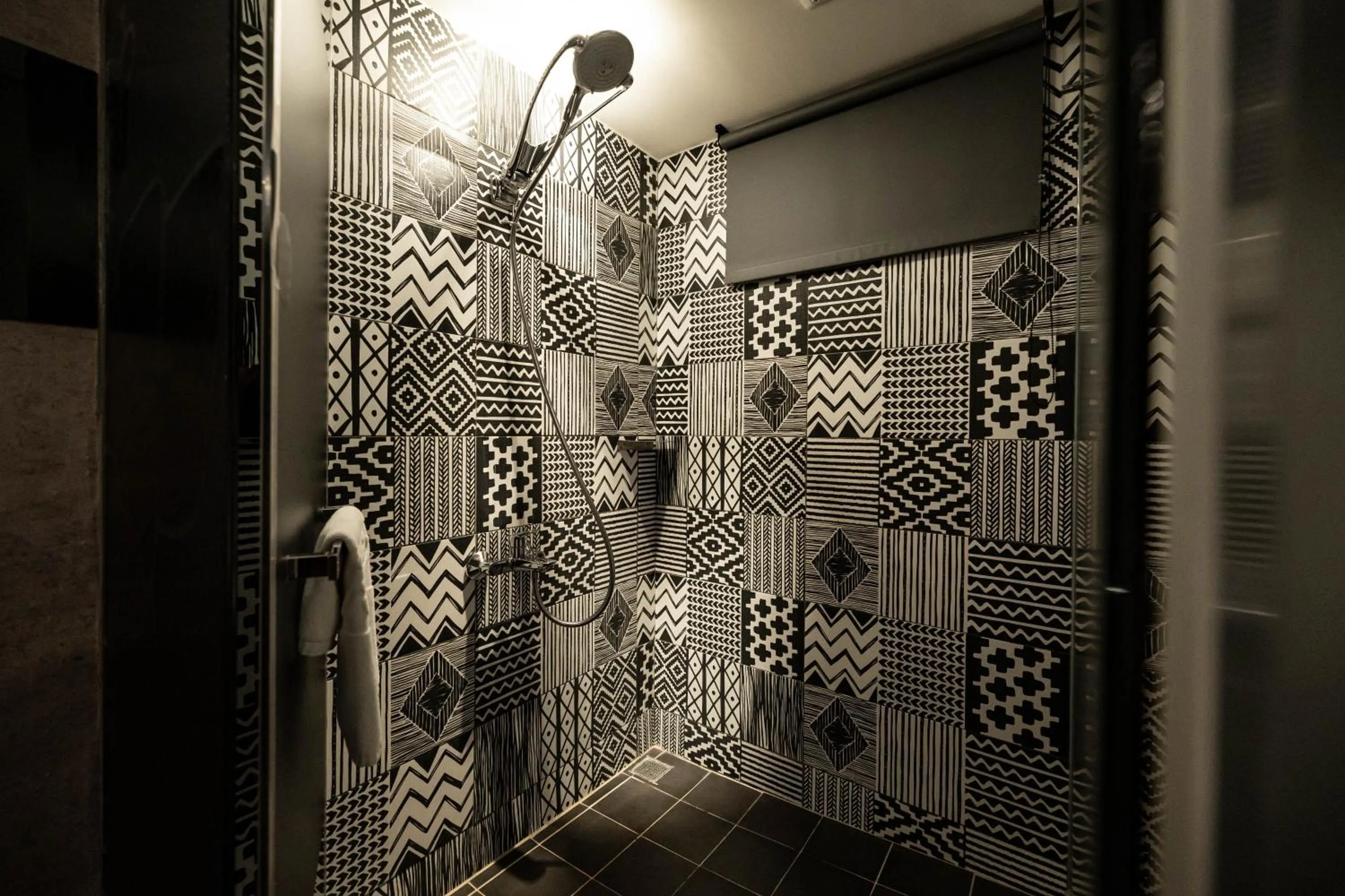 Shower in Huwei Hotel