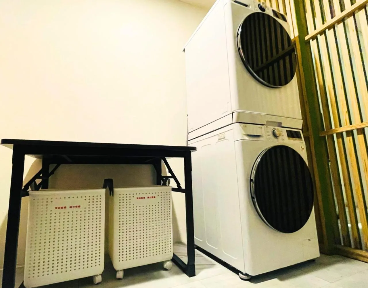 Business facilities in Huwei Hotel