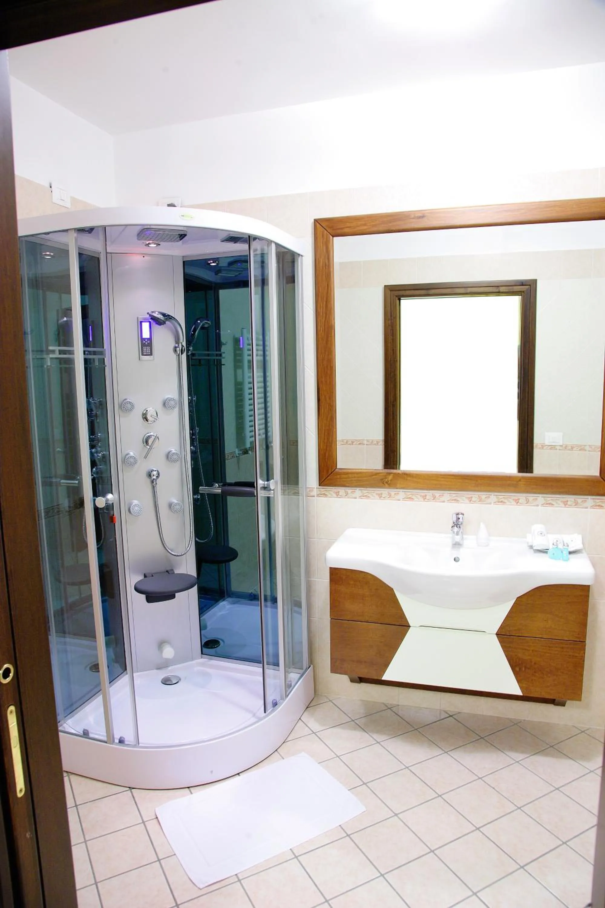 Bathroom in Hotel Insonnia