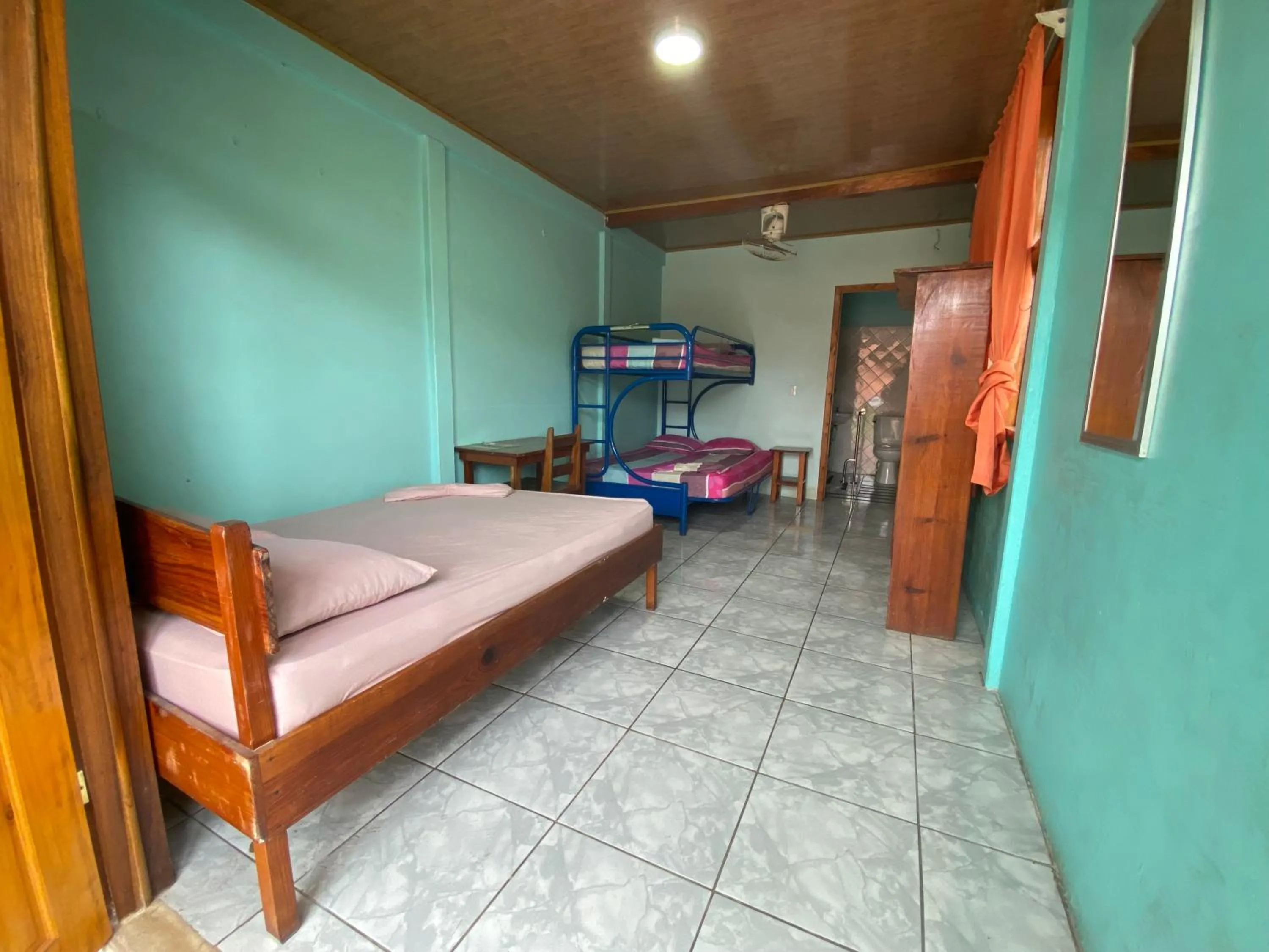 Bed in Cabinas Popular