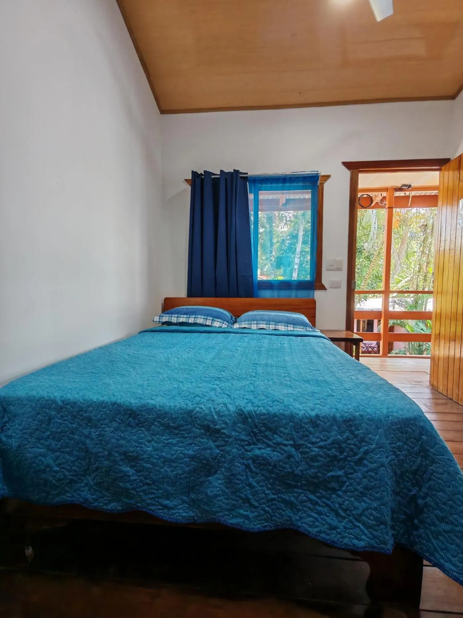 Bed in Cabinas Popular