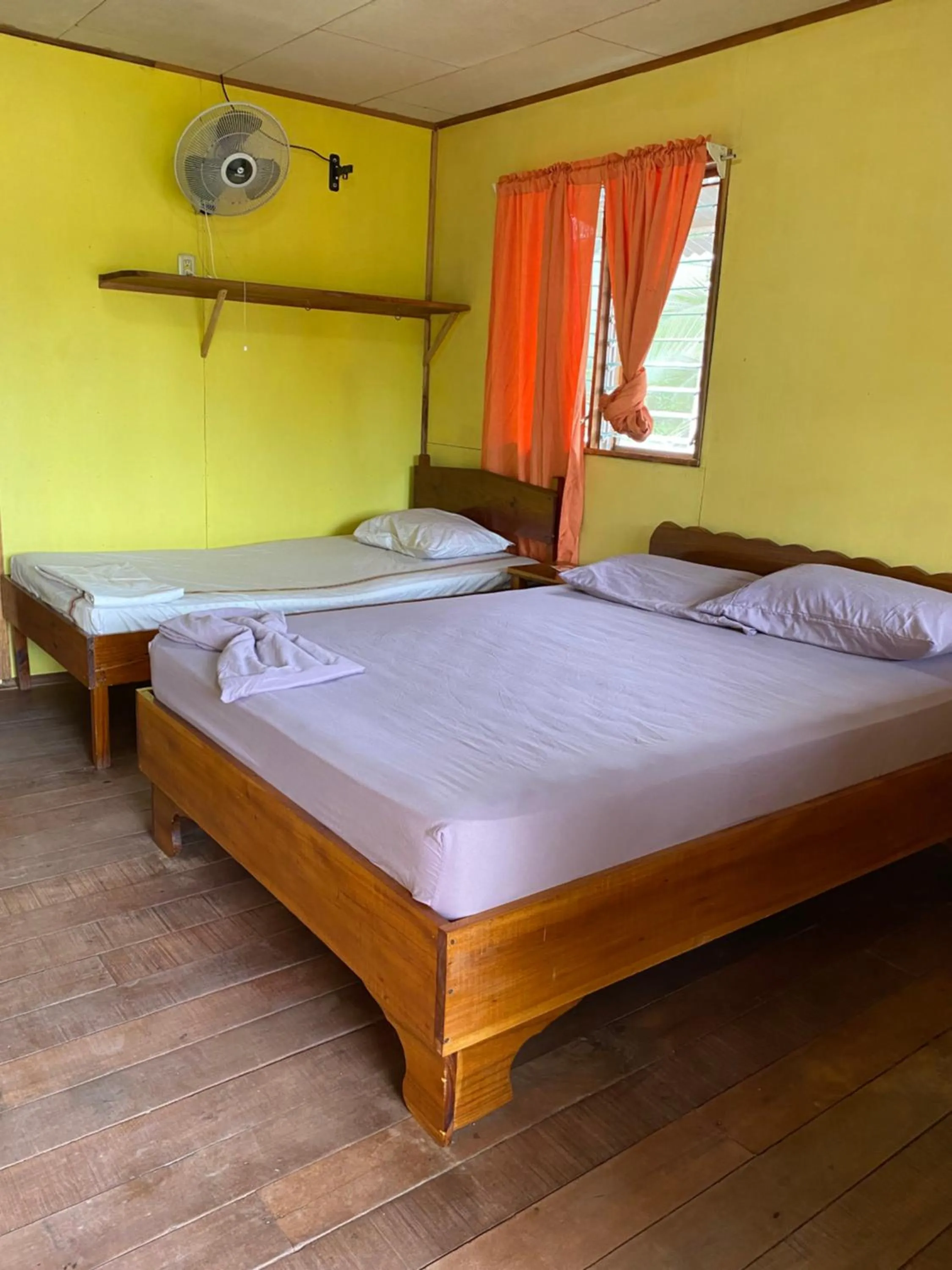 Bed in Cabinas Popular