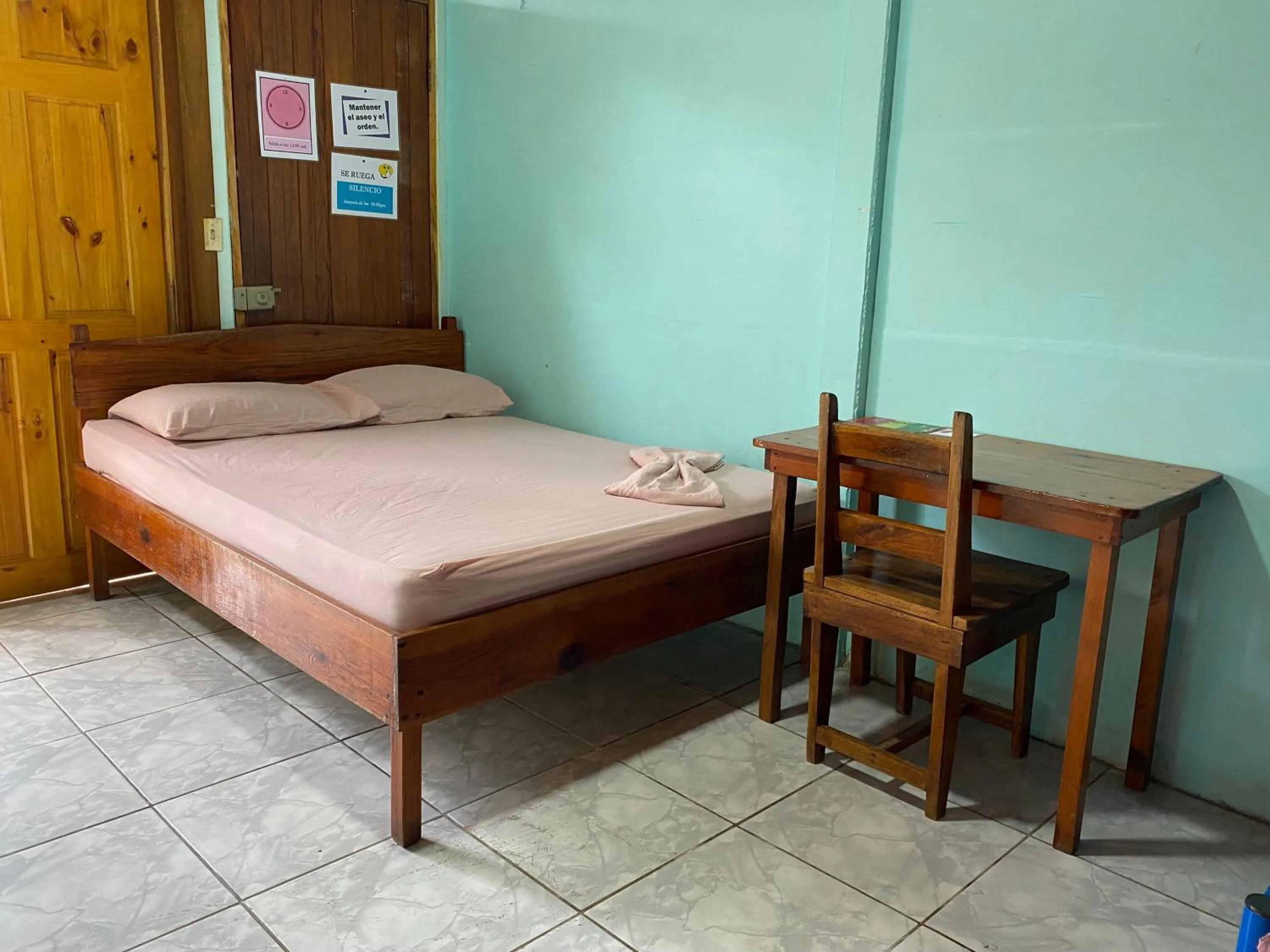 Bed in Cabinas Popular