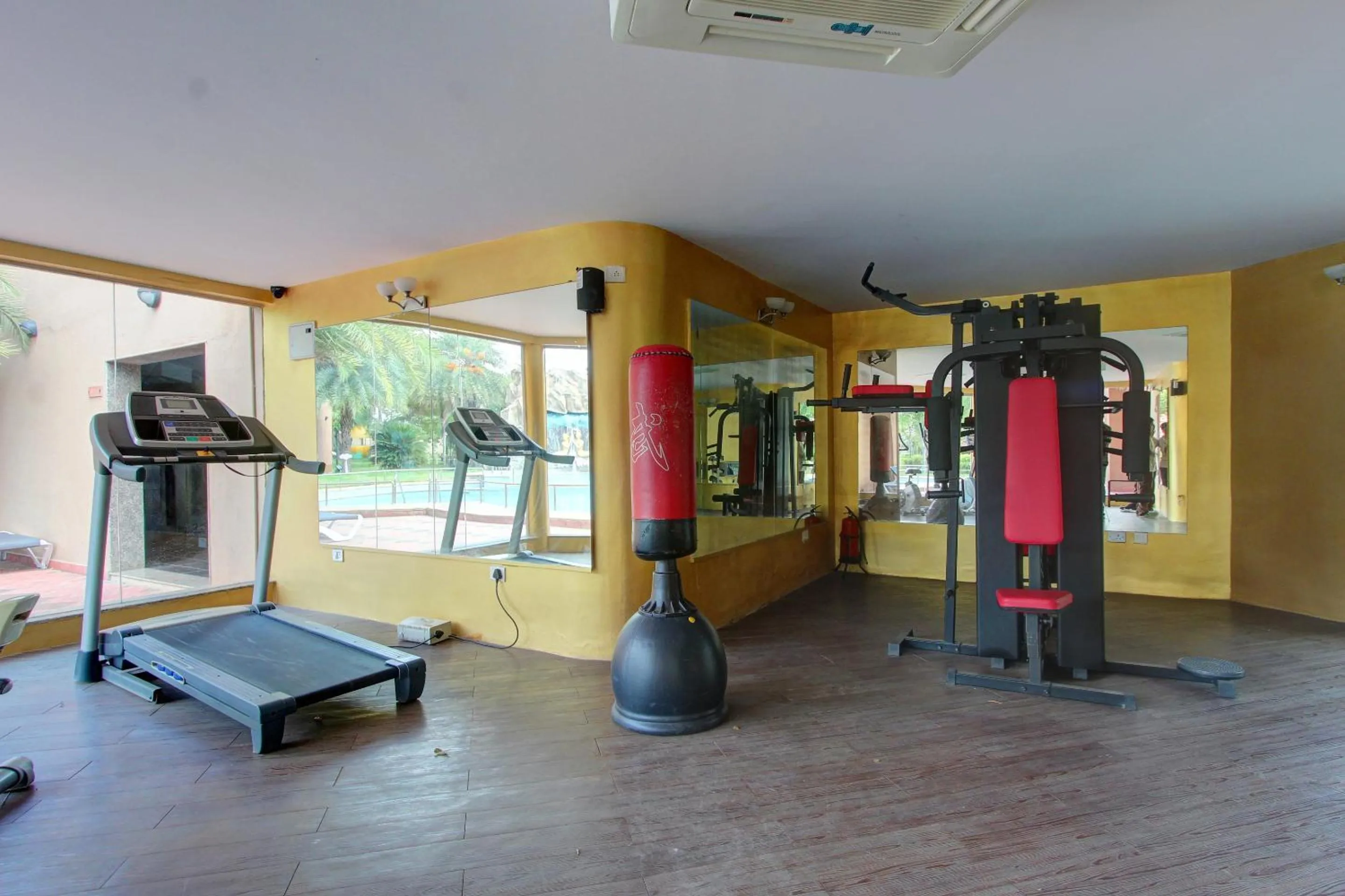 Fitness centre/facilities in Golden Amoon Resort