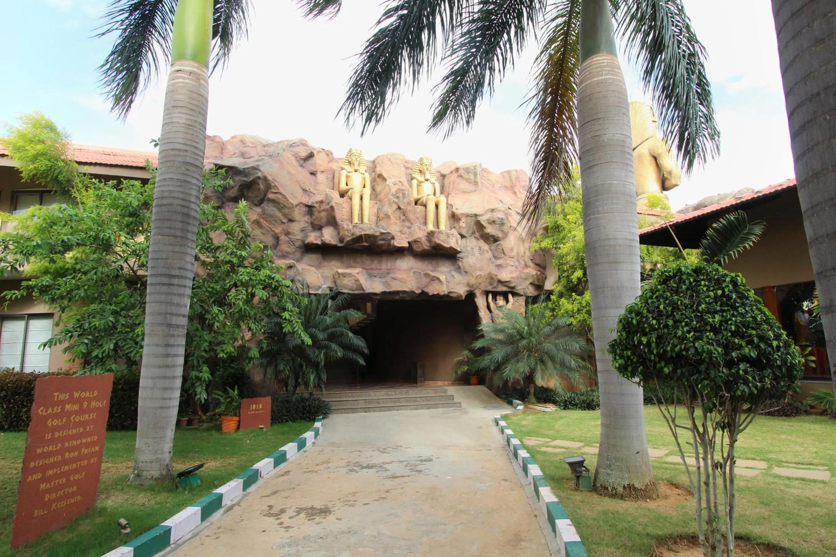Facade/entrance in Golden Amoon Resort