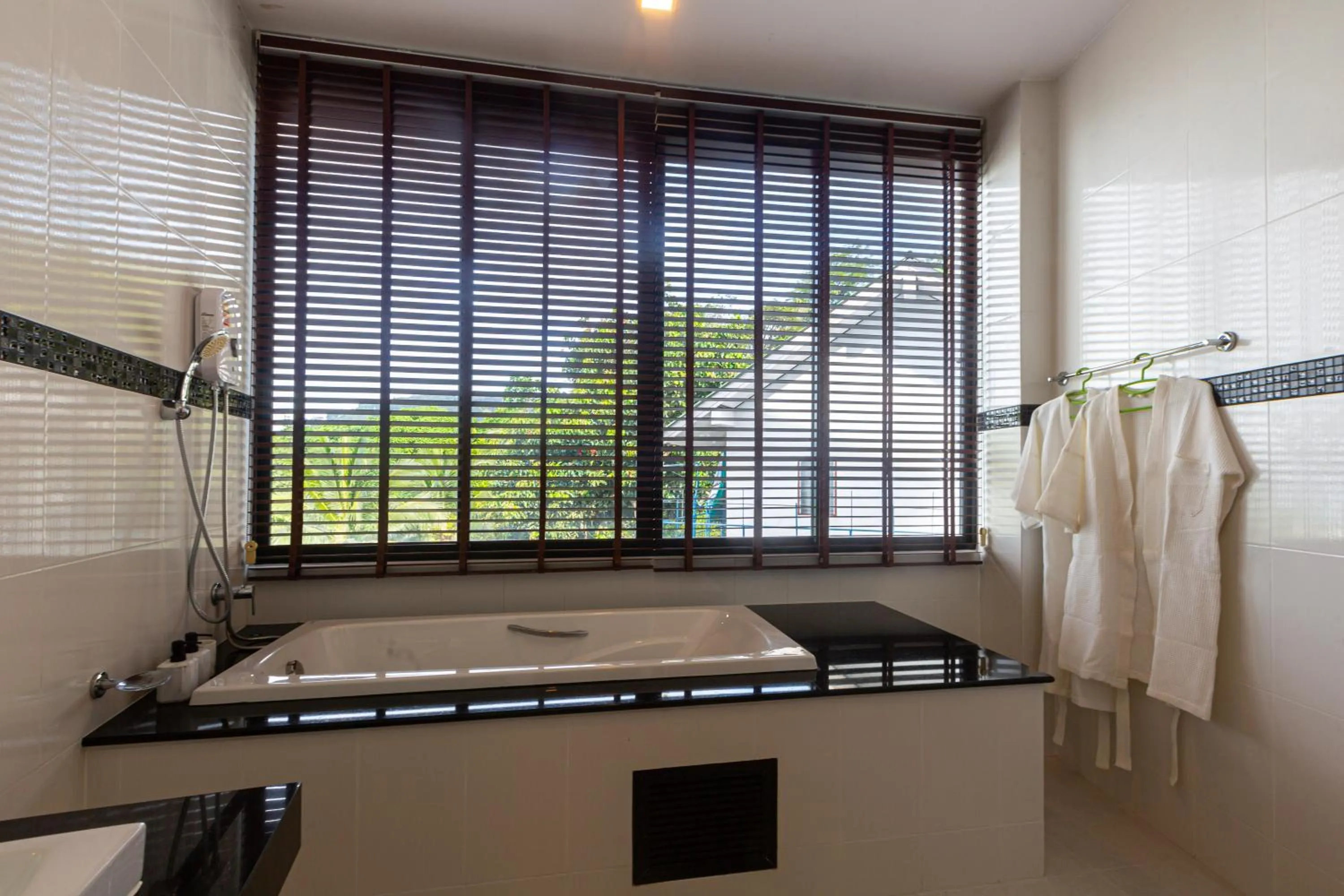 Bathroom in Rossarin Sea View Patong