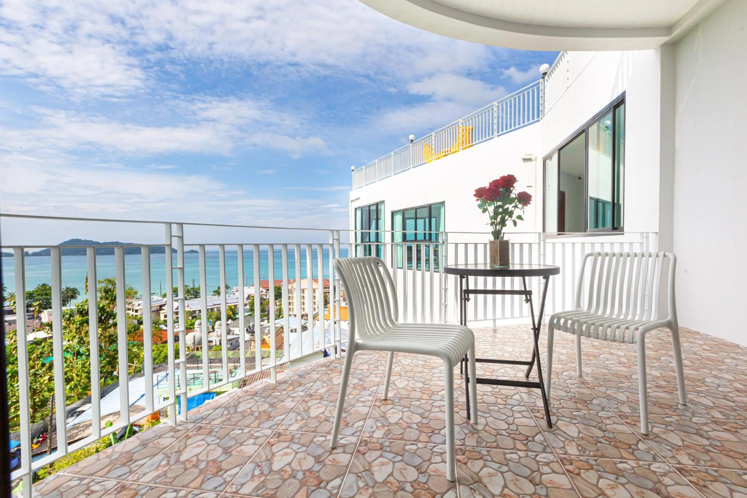 Balcony/Terrace in Rossarin Sea View Patong