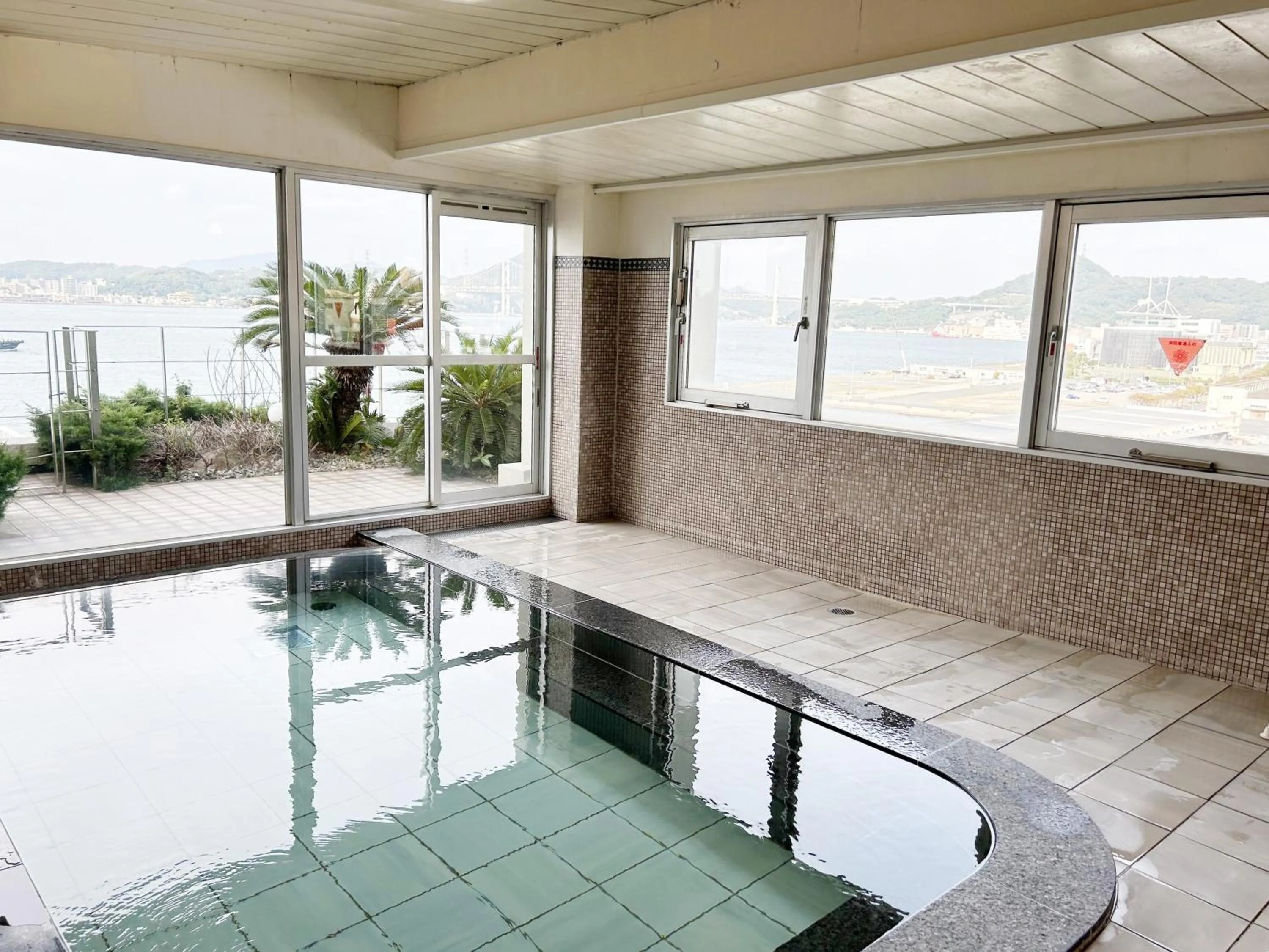 Public Bath in Hotel Route-Inn Mojiko