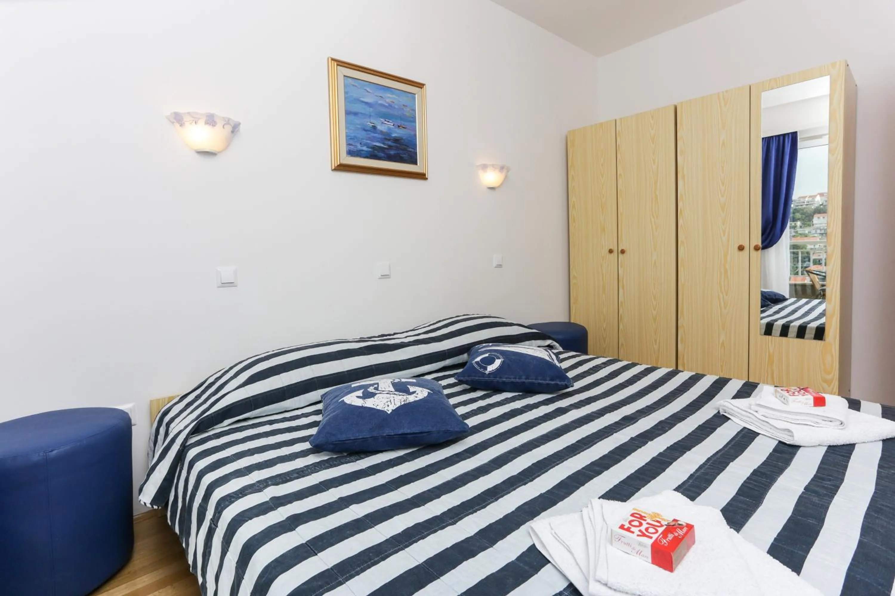 Bedroom, Bed in K-apartments