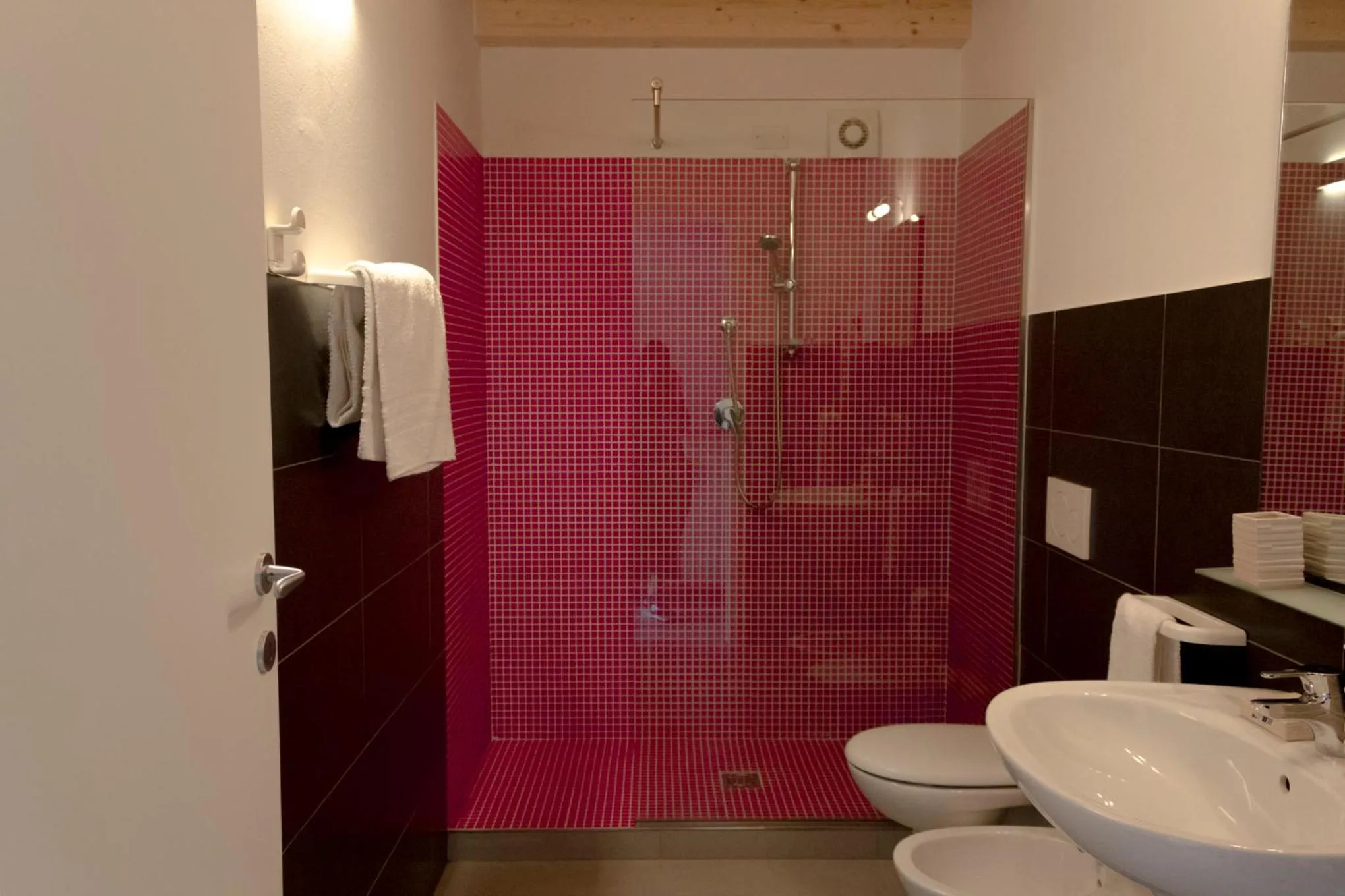 Bathroom in Marigold