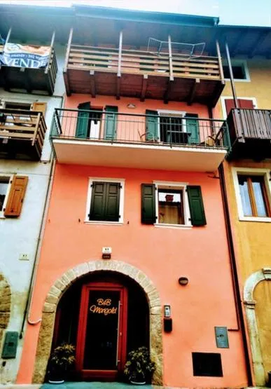 Property building in Marigold