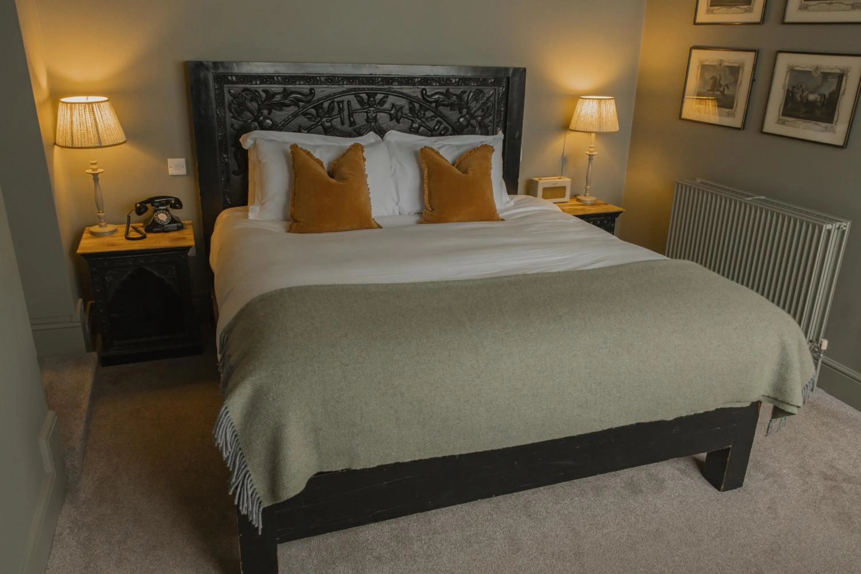 Bedroom, Bed in The William Cecil