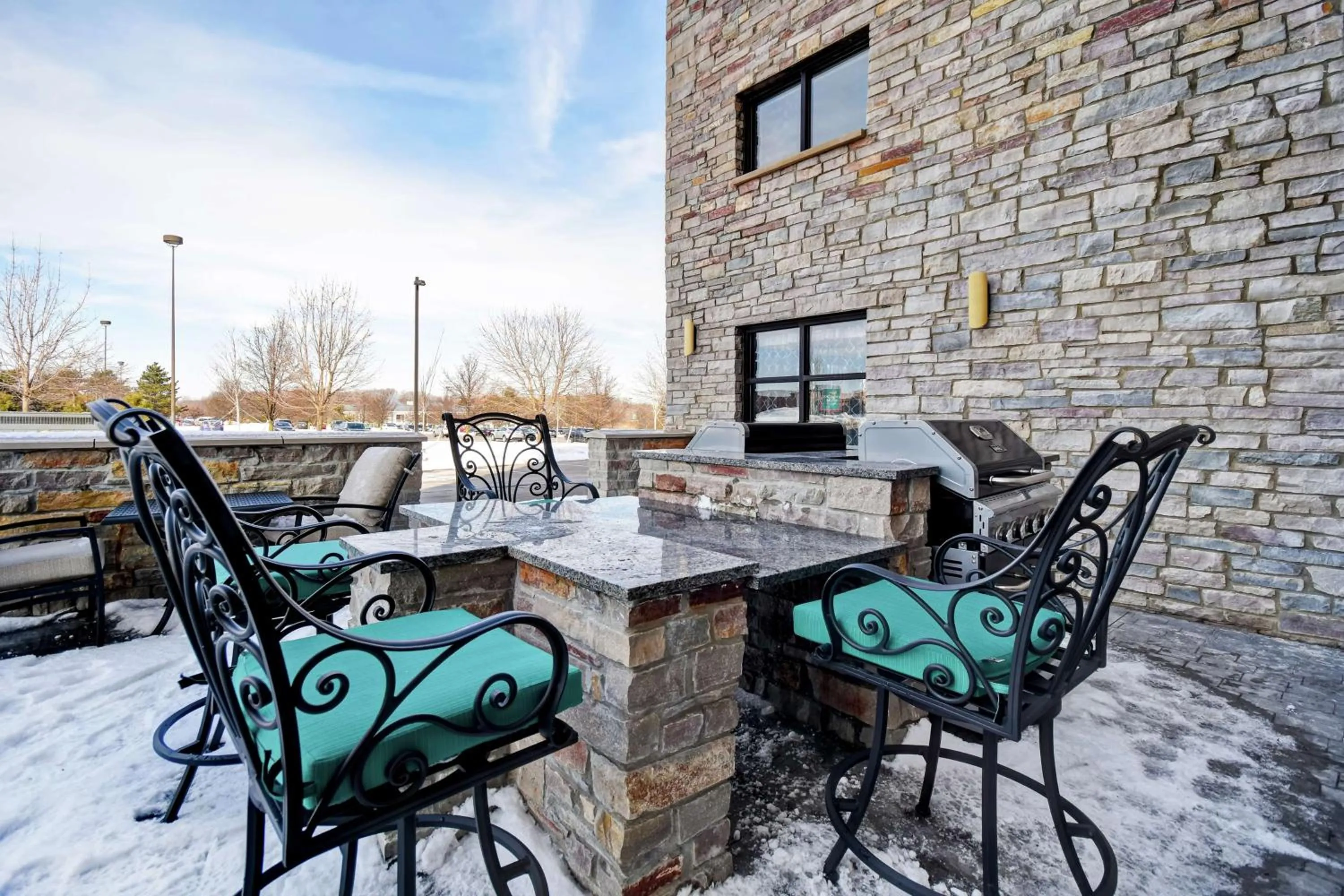 Patio in Homewood Suites by Hilton Novi Detroit