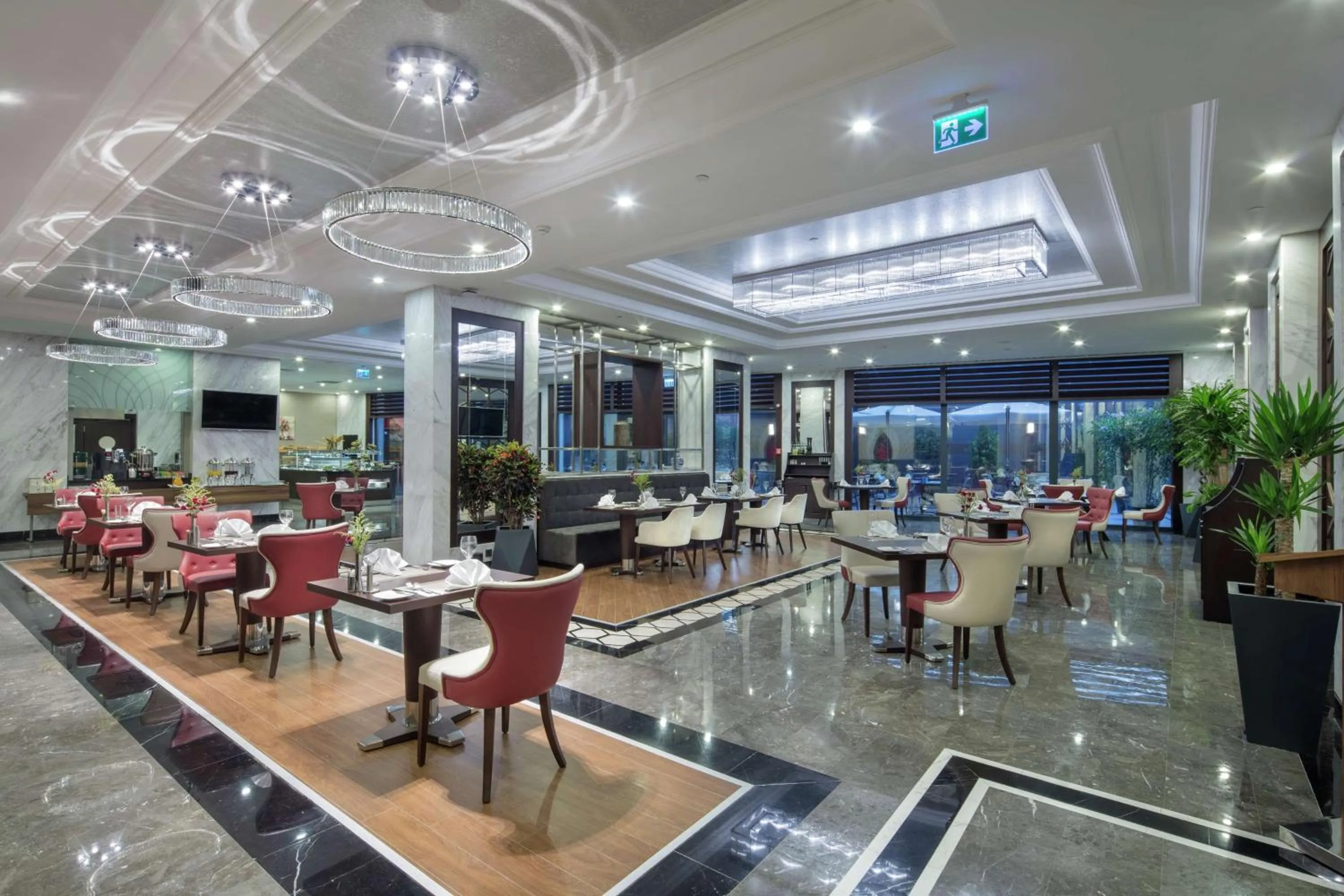 Restaurant/places to eat in Hilton Garden Inn Yalova