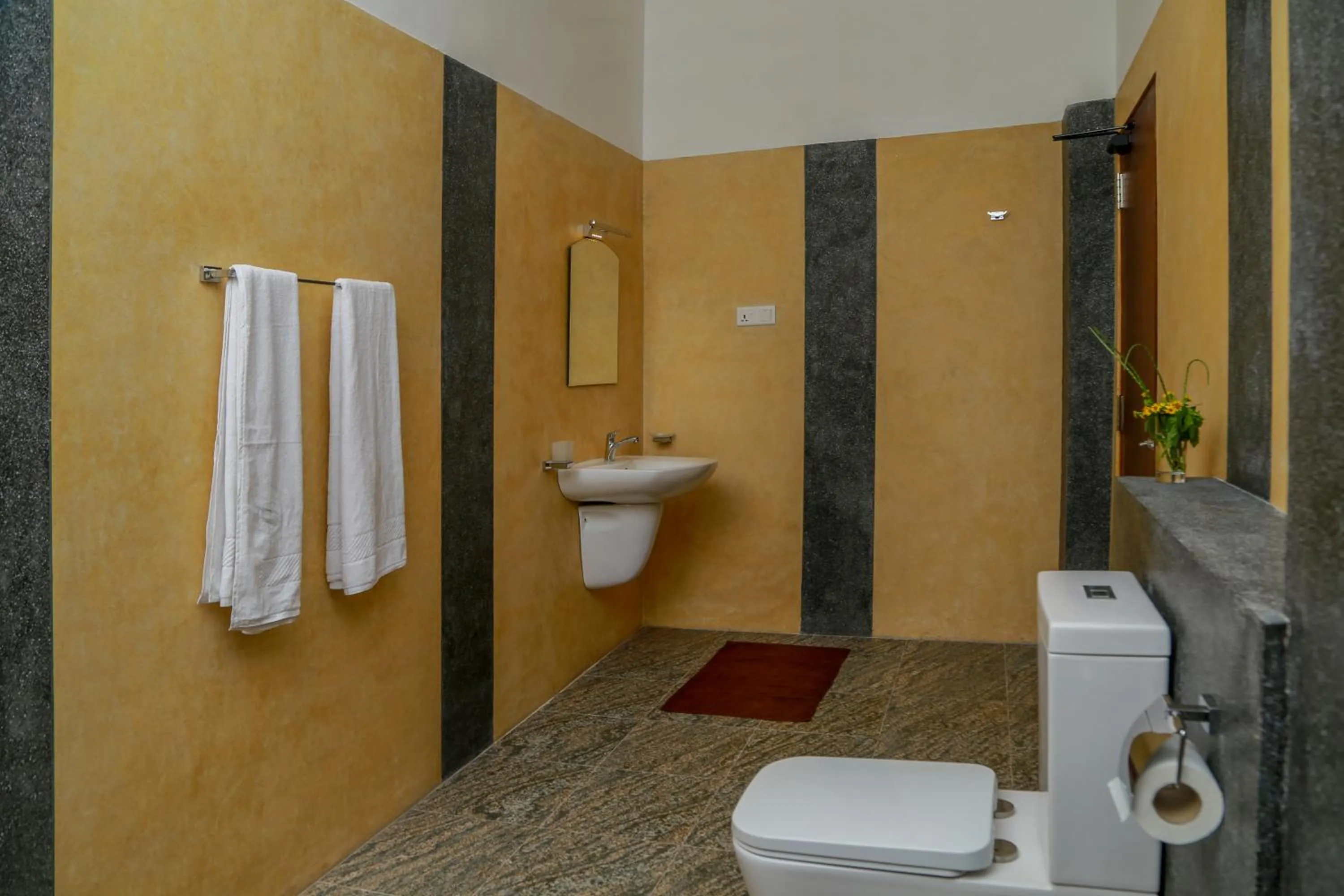 Toilet in Top Secret Beach Hotel