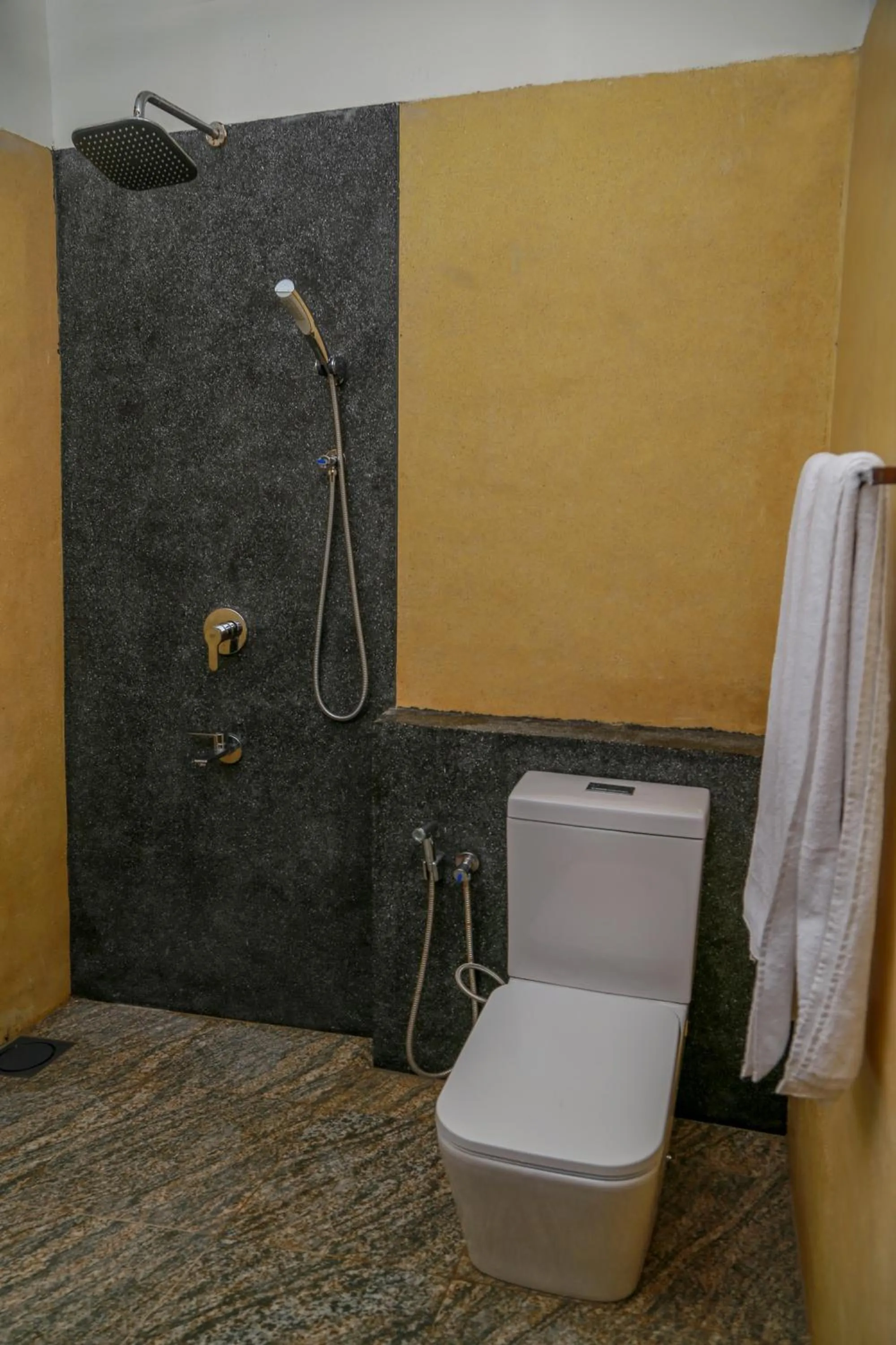 Bathroom in Top Secret Beach Hotel