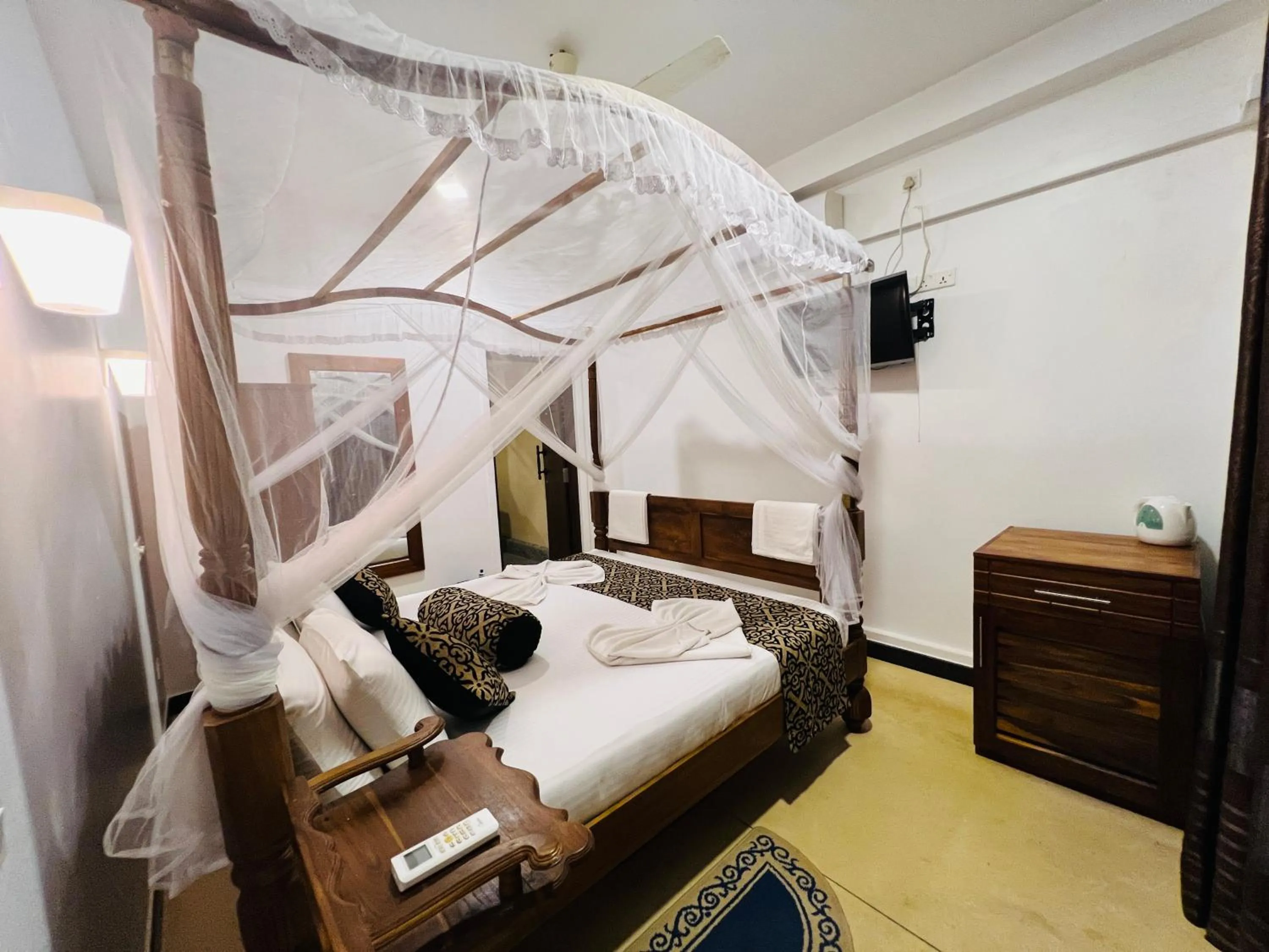 Bed in Top Secret Beach Hotel