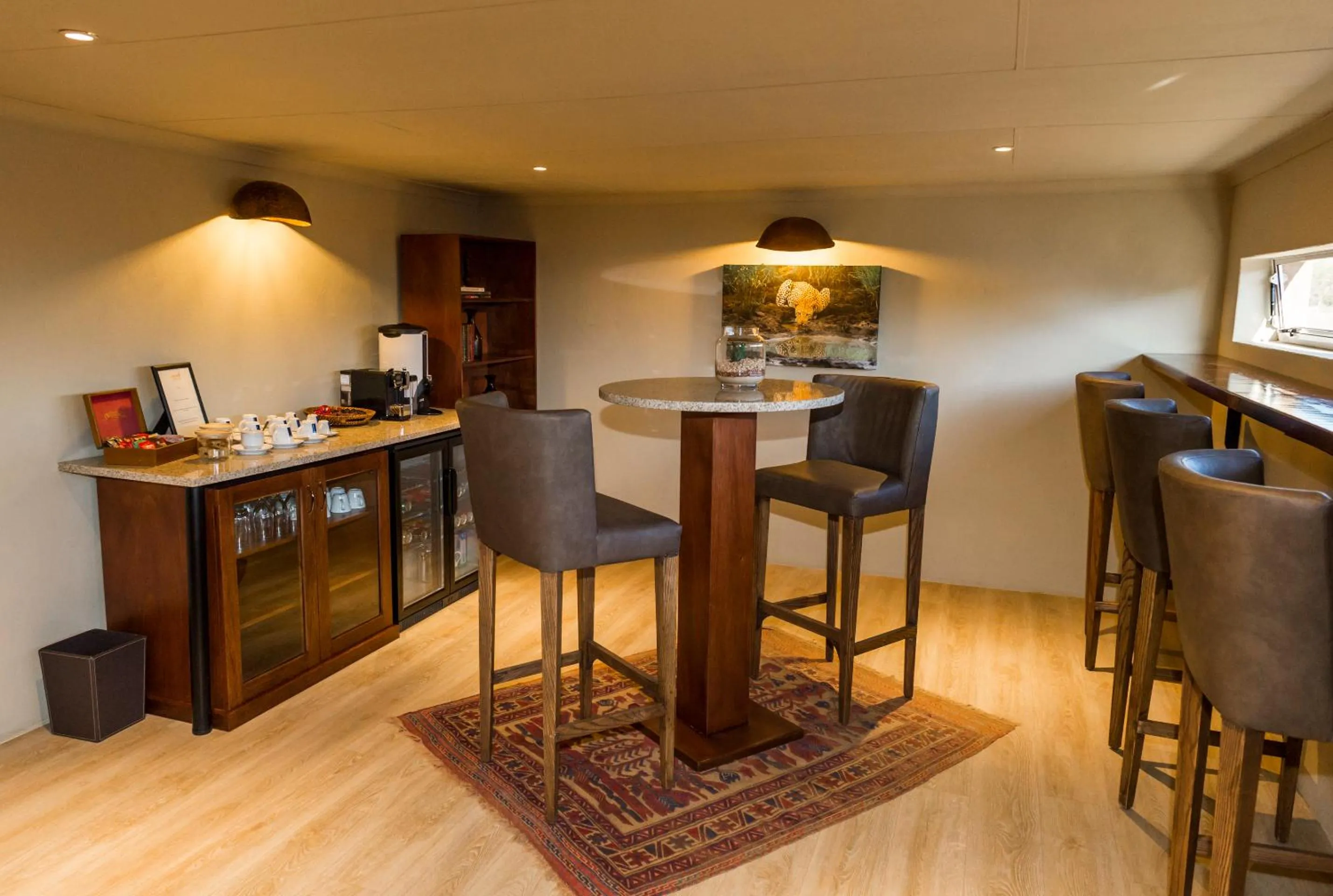 Property building in Impodimo Game Lodge