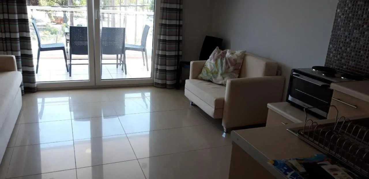 TETYK Keramoti Hotel Apartments