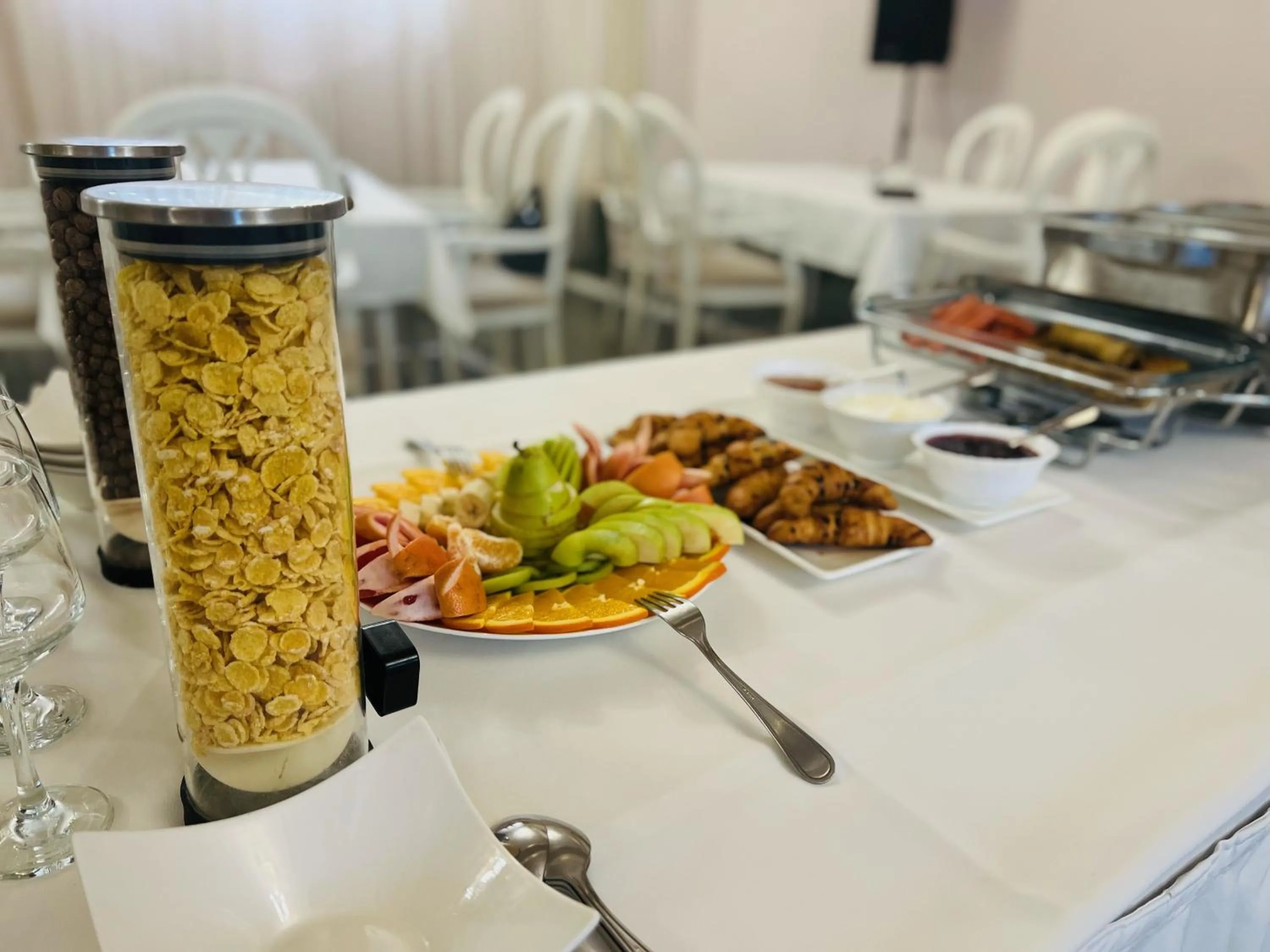 Food in Araks Hotel Complex