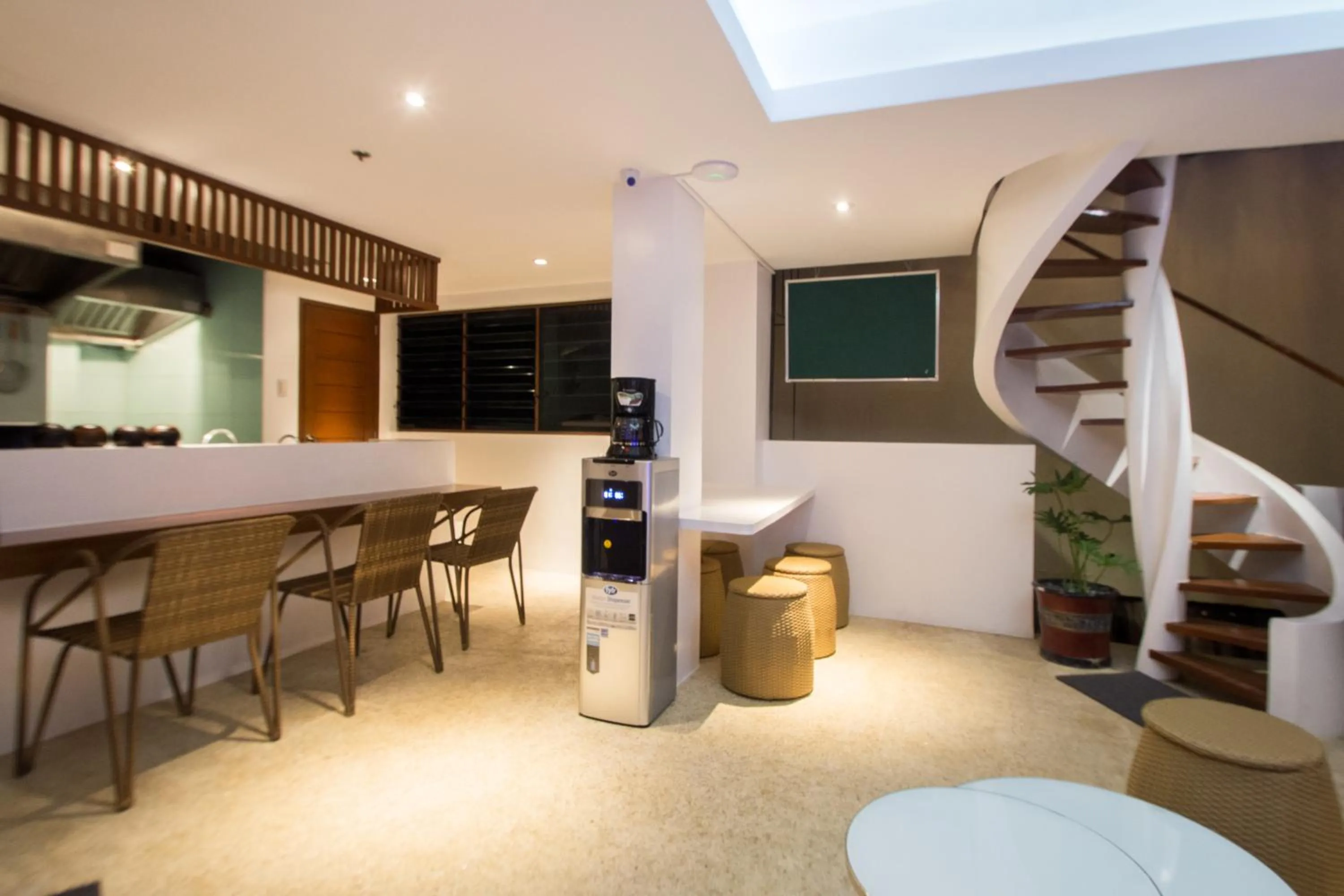 Restaurant/places to eat in Signature Boracay Blue