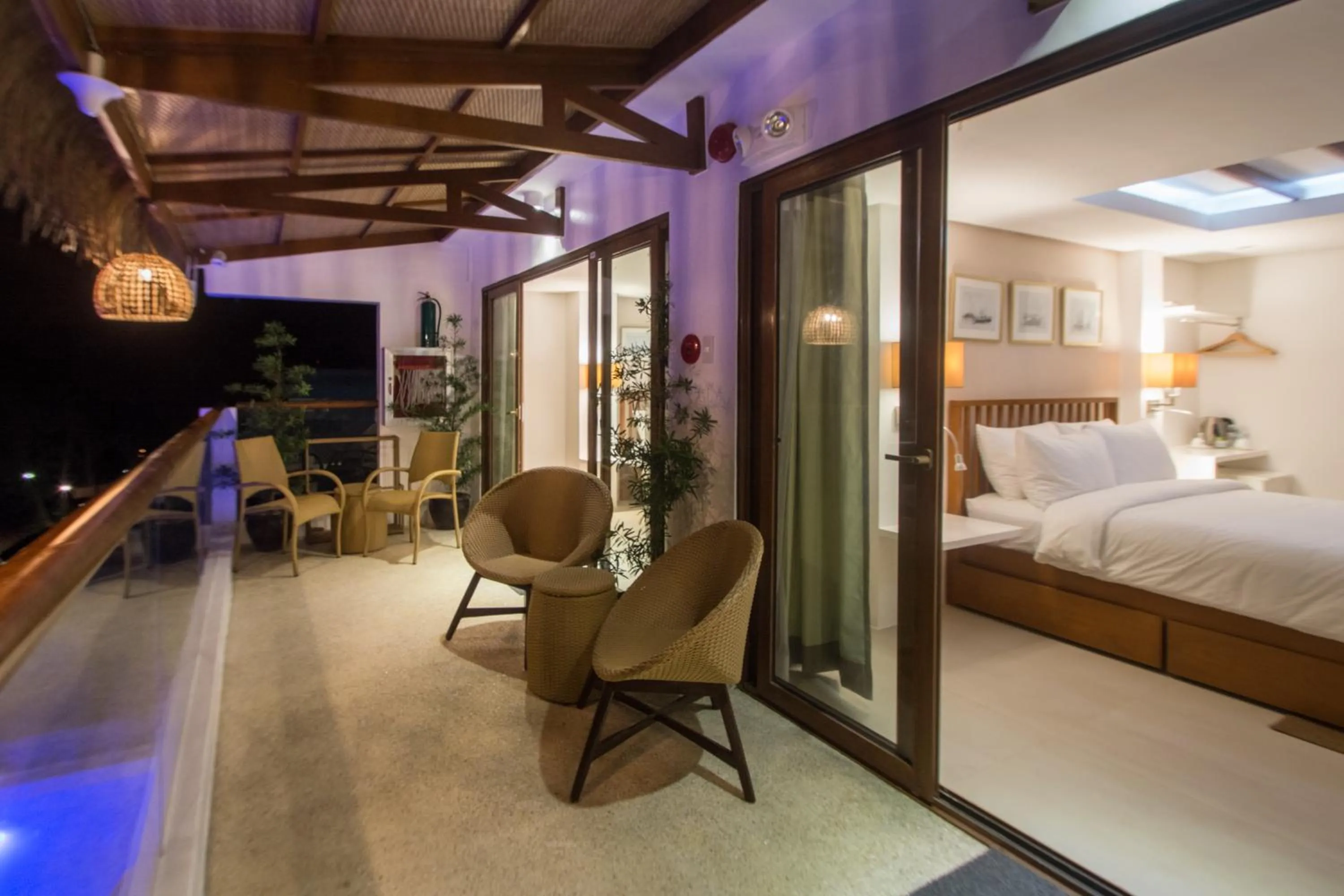 Balcony/Terrace, Bed in Signature Boracay Blue