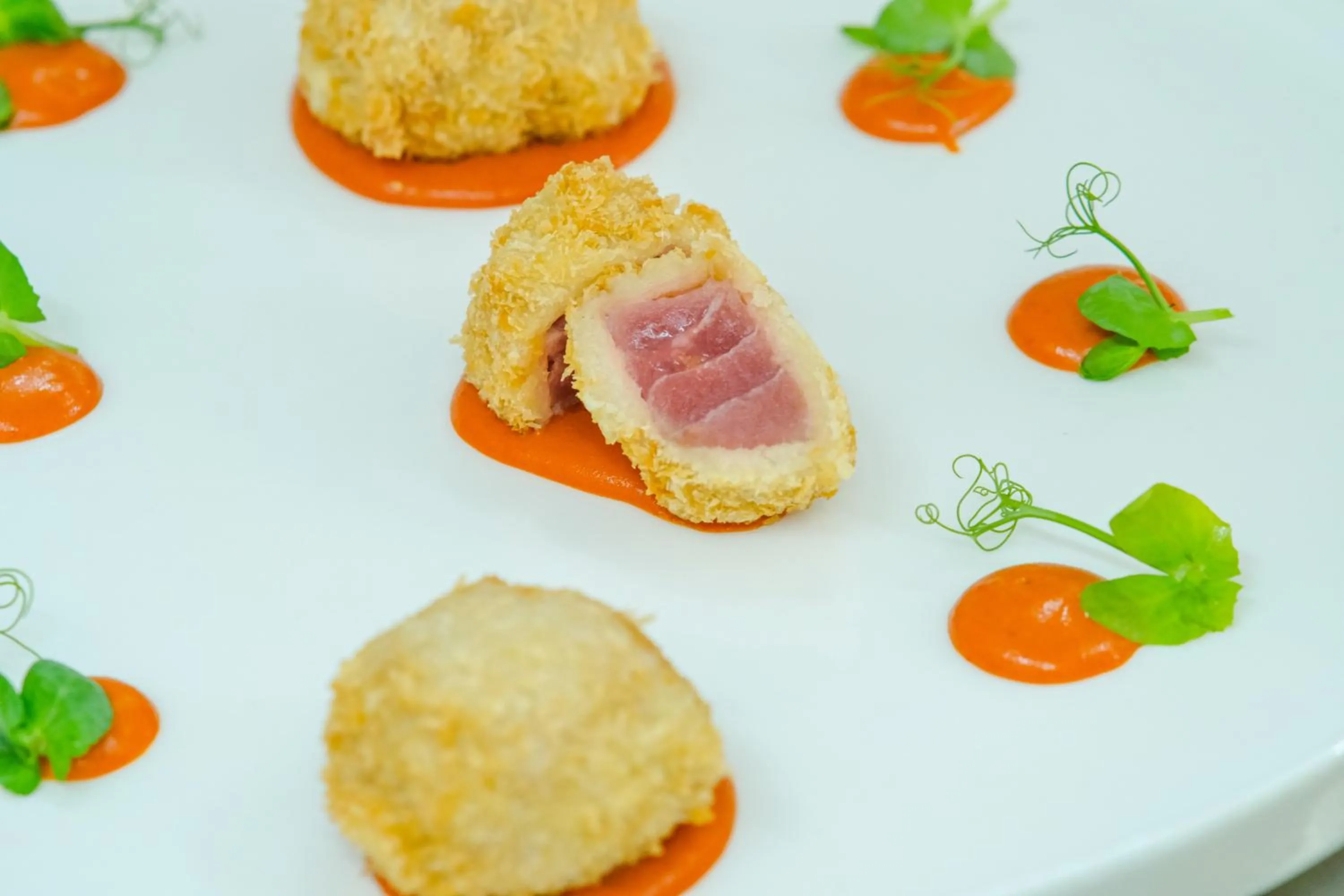 Restaurant/places to eat in Villa Aragonese Rooms