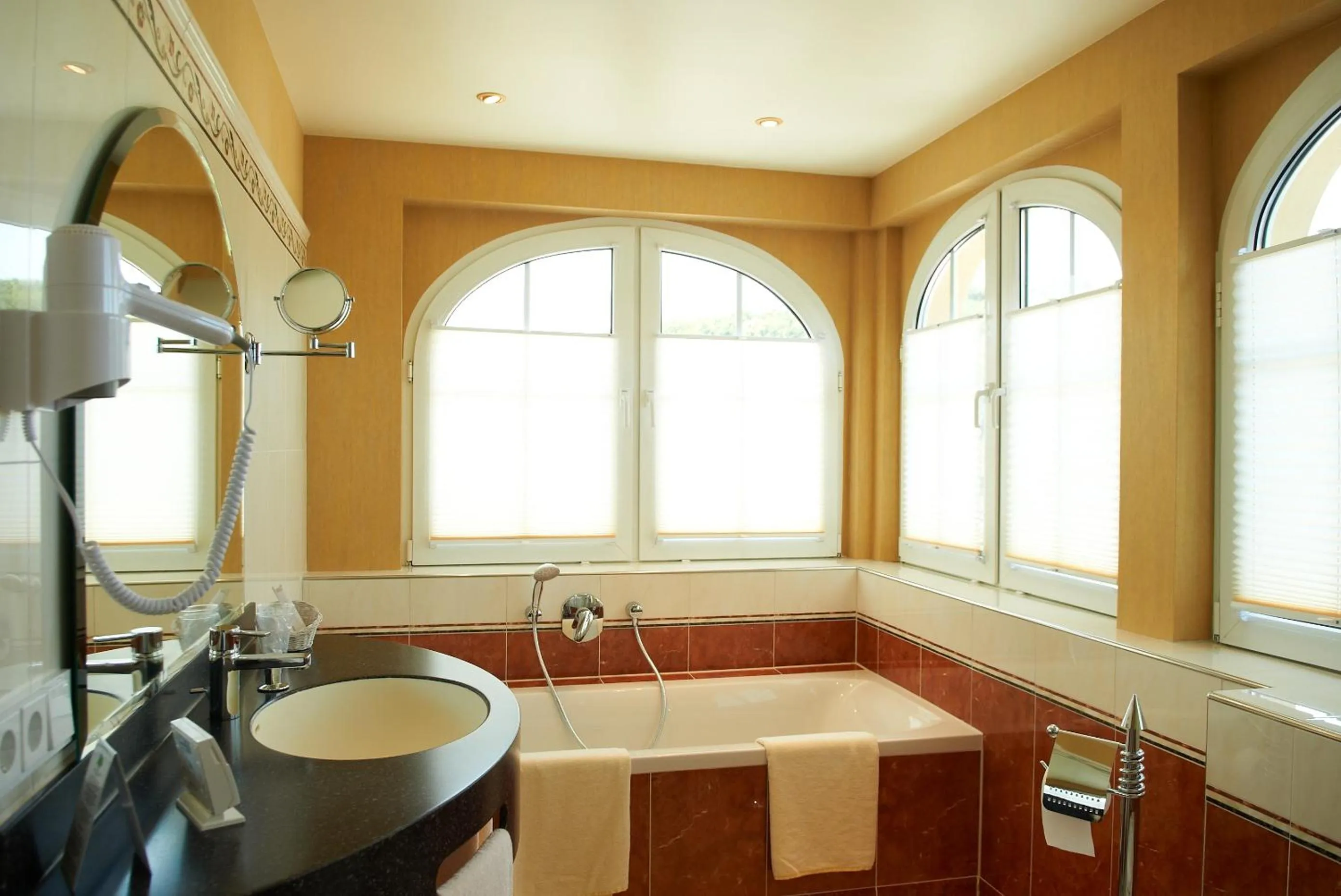 Bathroom in Alte Landratsvilla Hotel Bender