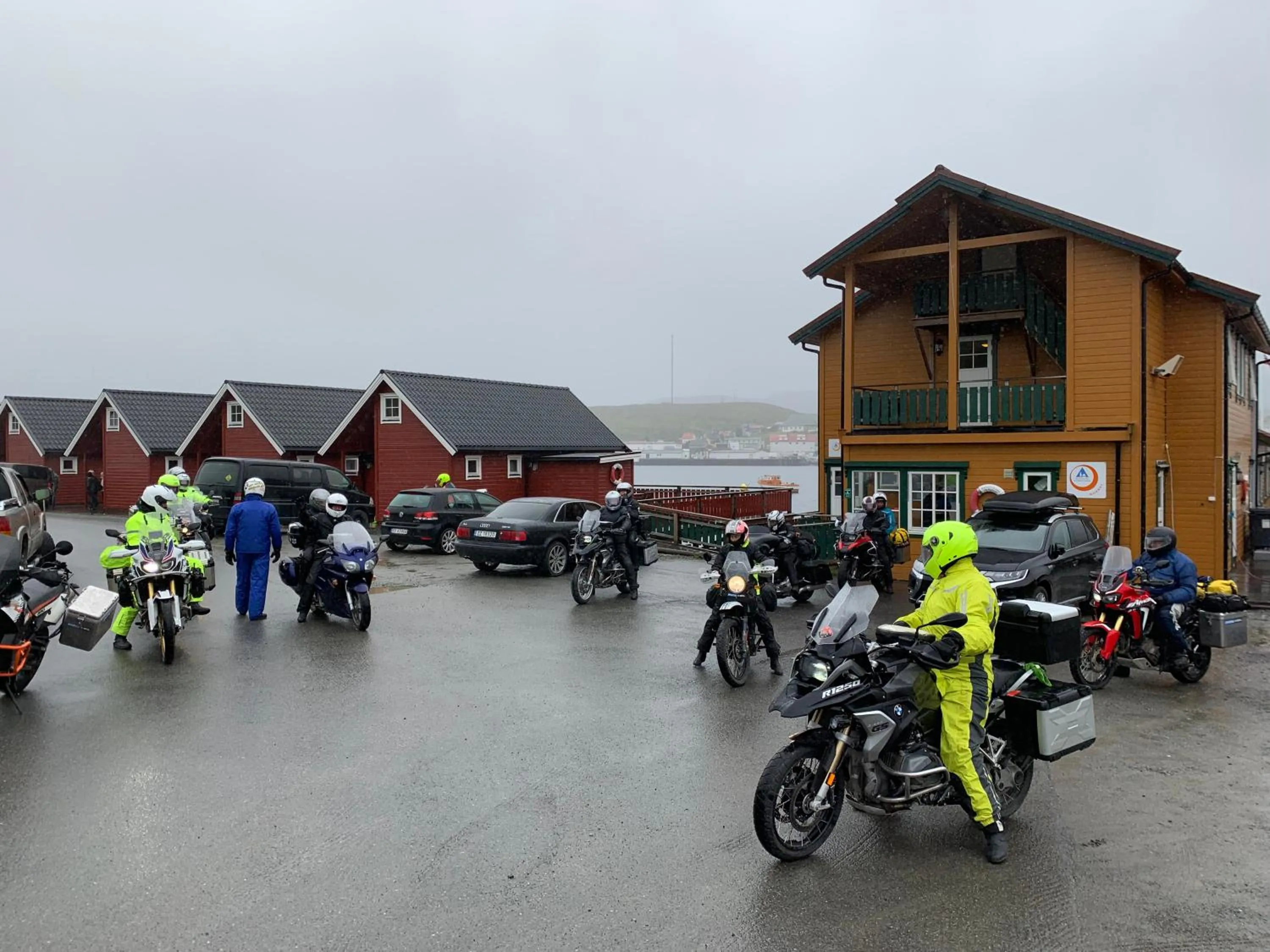 Communal lounge/ TV room in Adventure Camp Mehamn