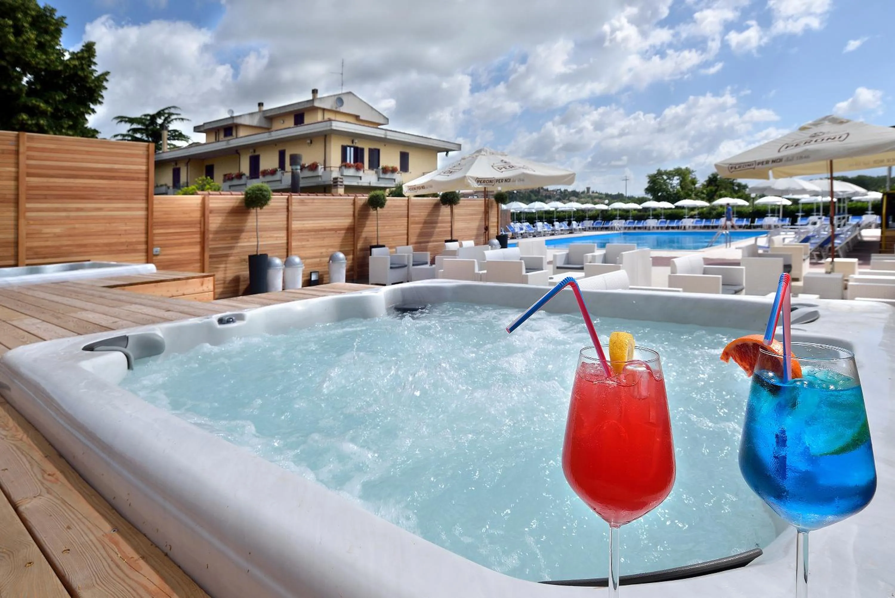 Hot Tub in Hotel Ristorante Dante