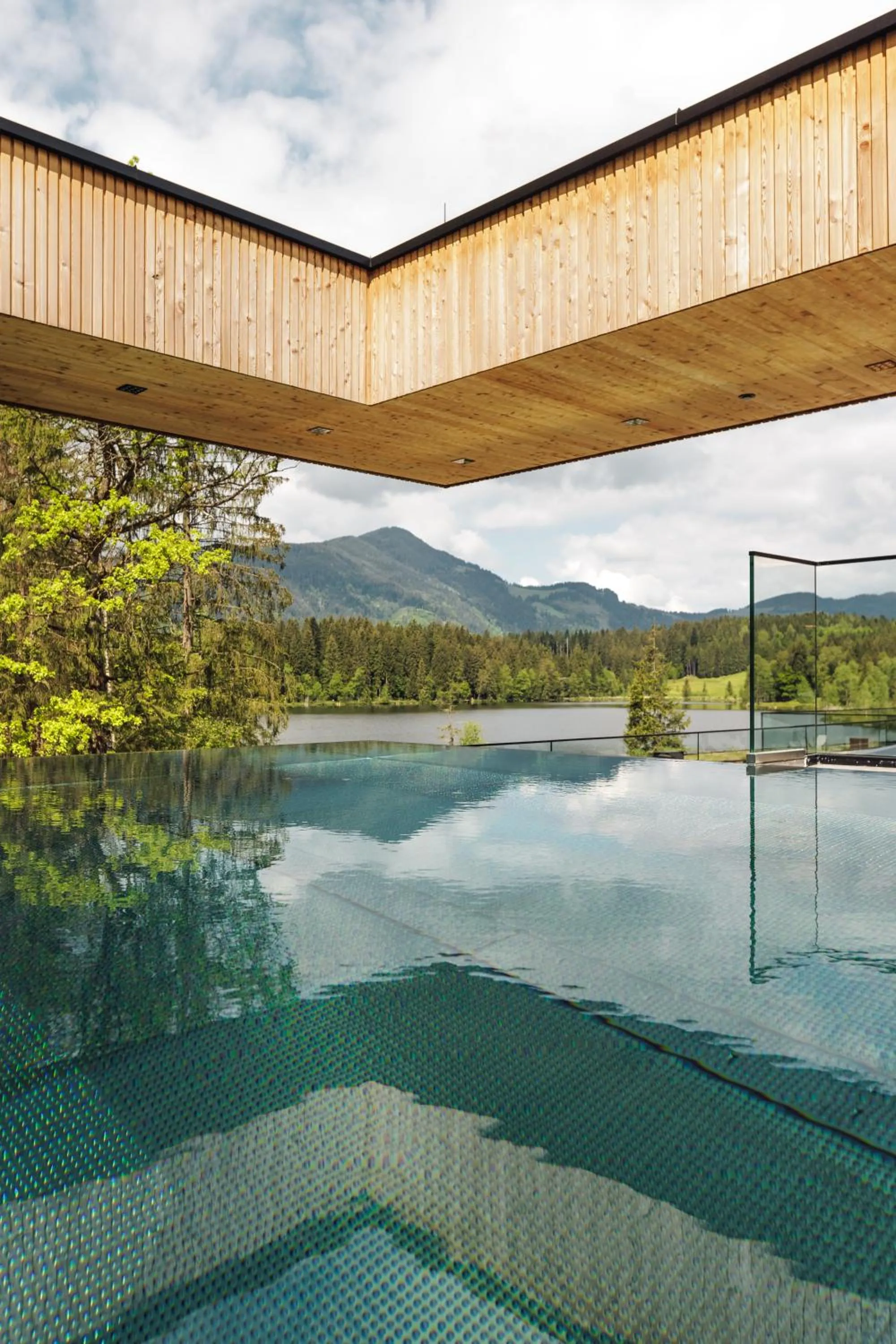 Spa and wellness centre/facilities in Alpenhotel Kitzbühel am Schwarzsee - 4 Sterne Superior