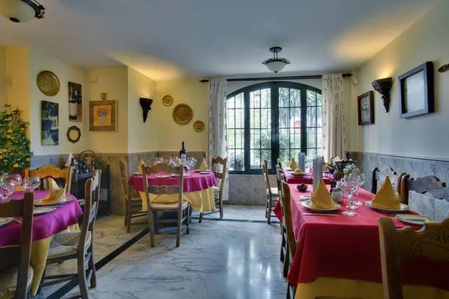 Restaurant/places to eat in Hospederia V Centenario