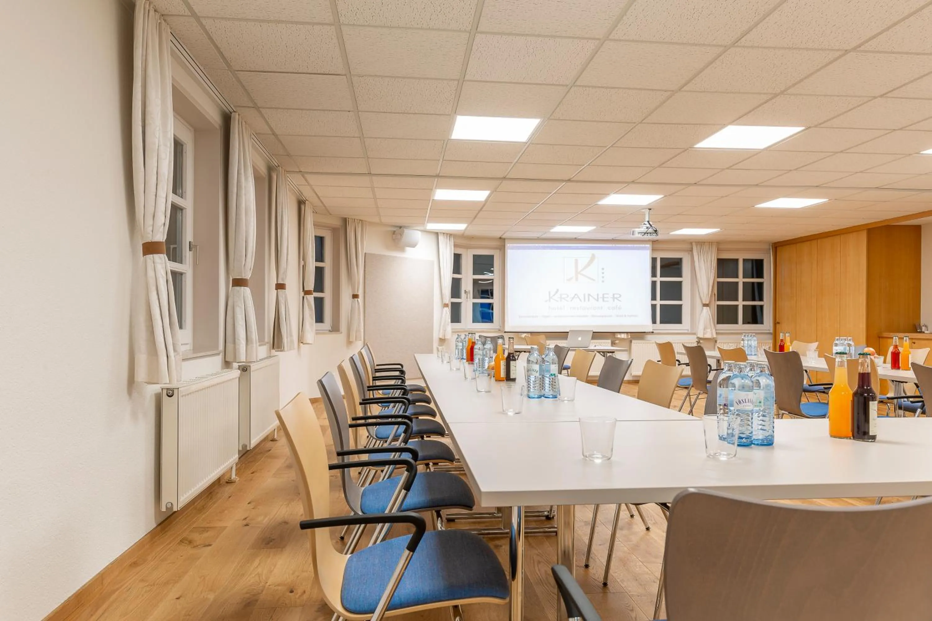 Business facilities in Hotel-Restaurant-Café Krainer