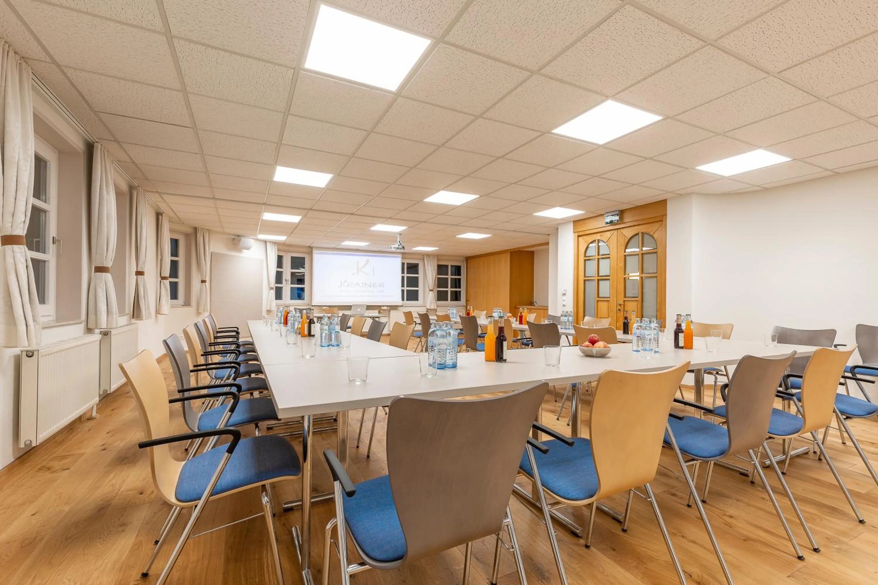 Business facilities in Hotel-Restaurant-Café Krainer