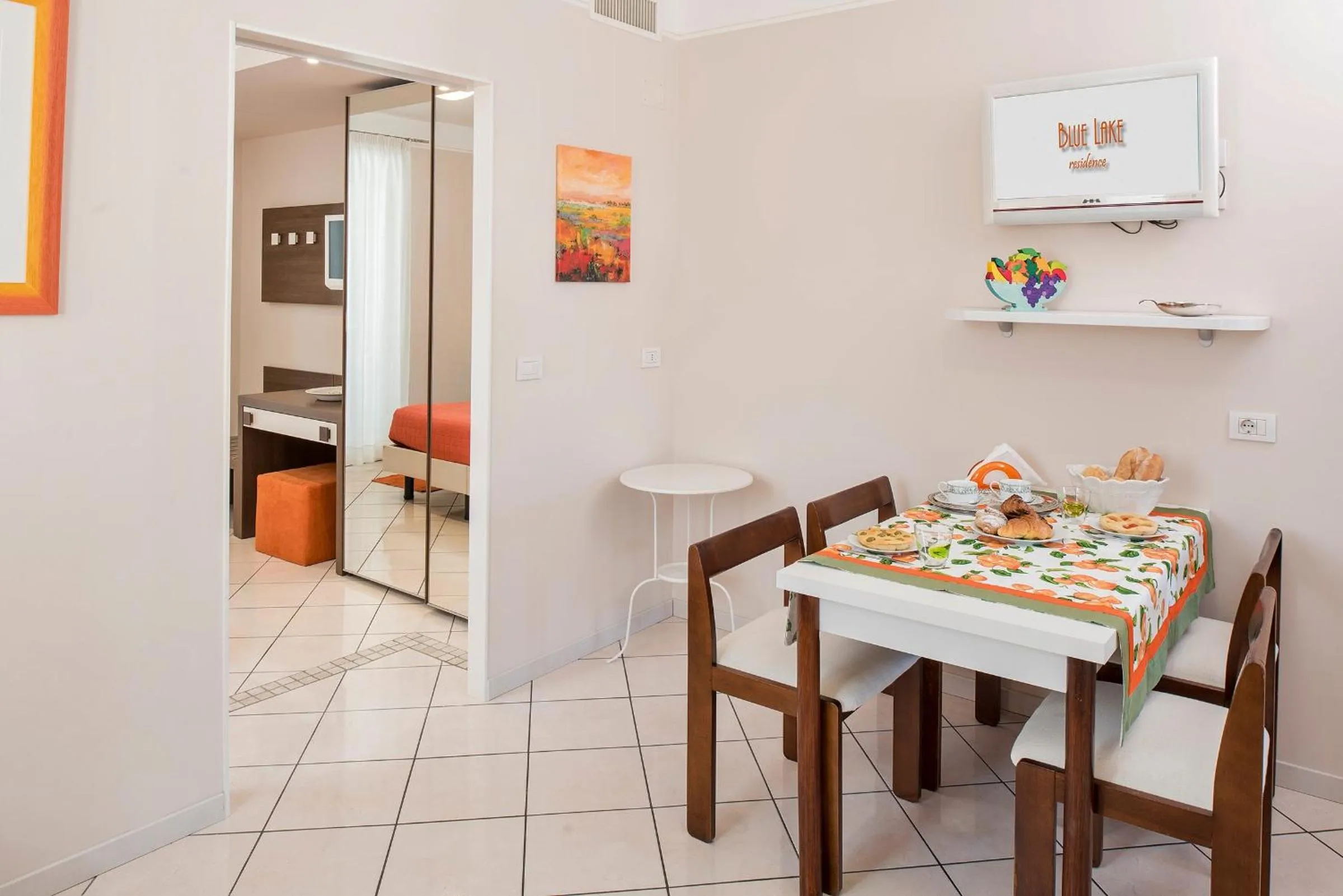 TV and multimedia in Blue Lake Residence - Bardolino