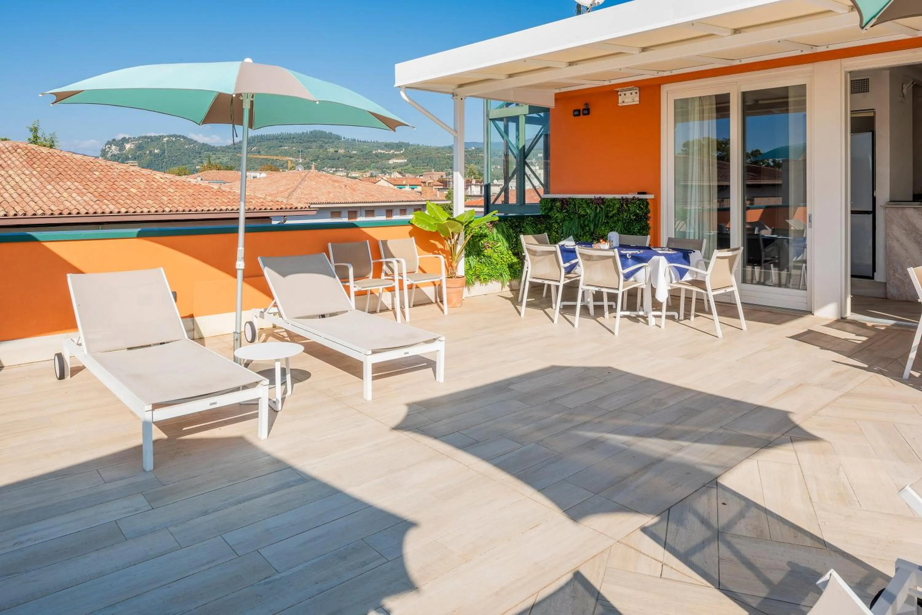 Solarium in Blue Lake Residence - Bardolino