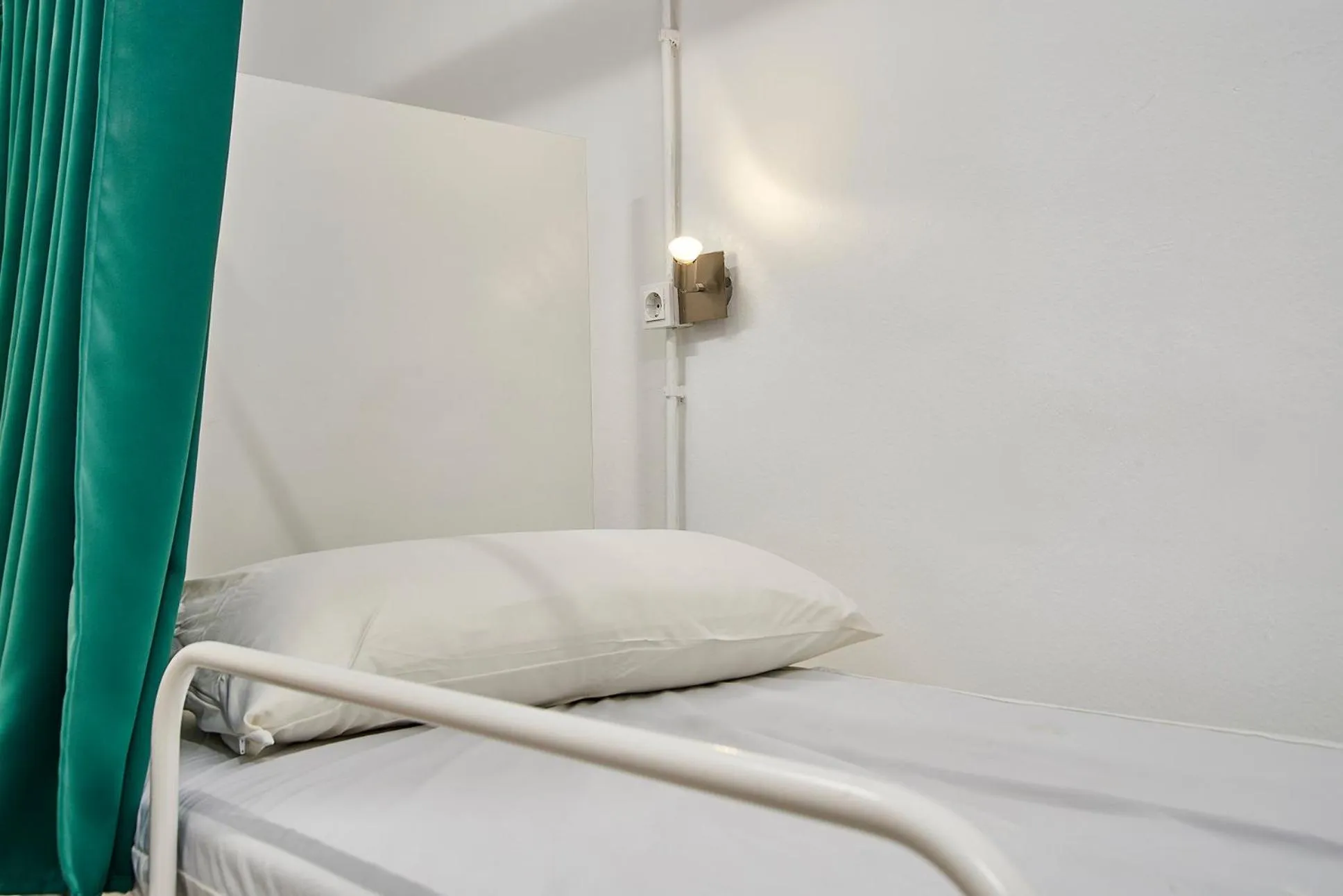 Decorative detail in Hola Hostal Collblanc