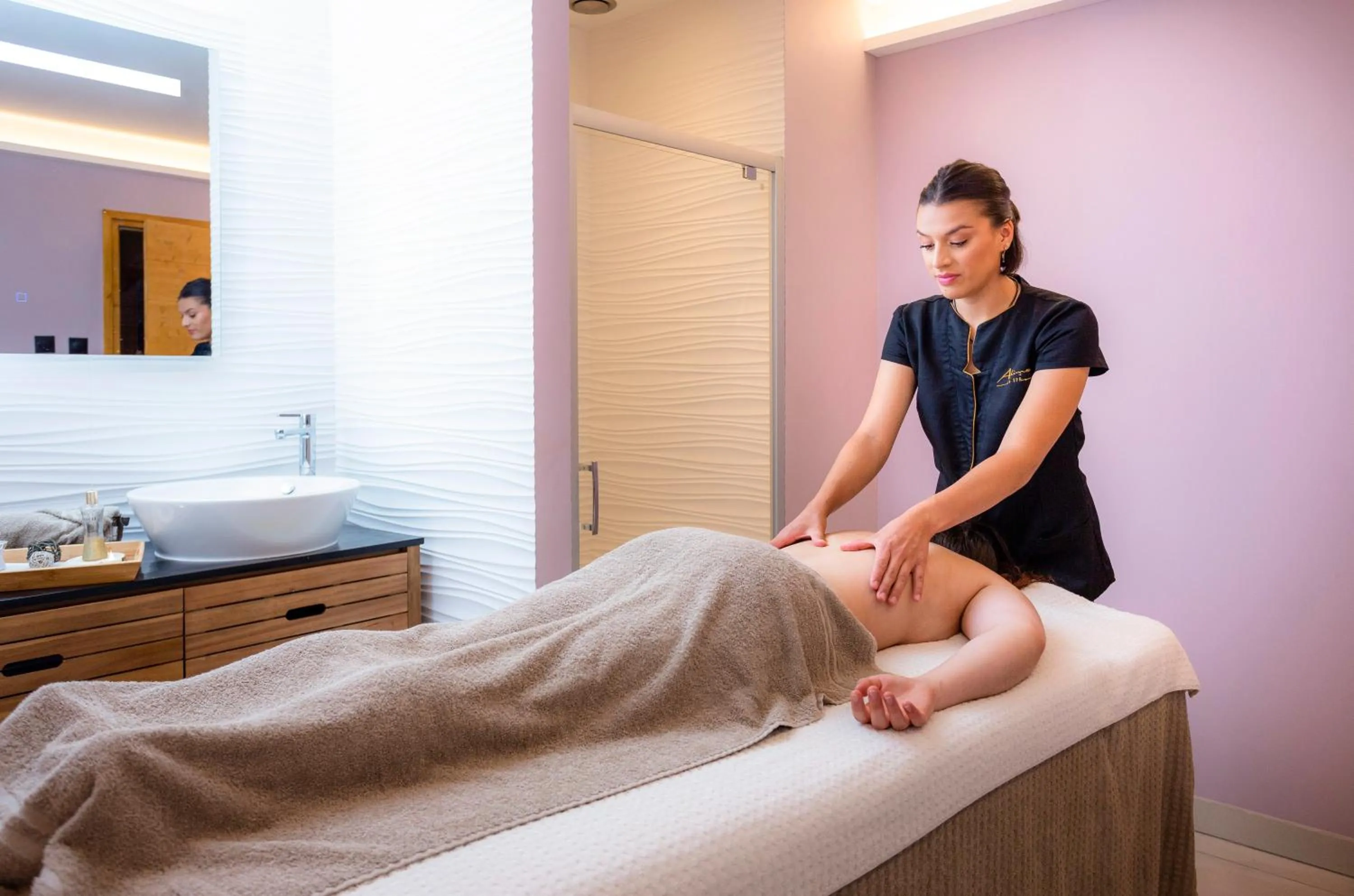 Massage in Résidence Club MMV L'Altaviva