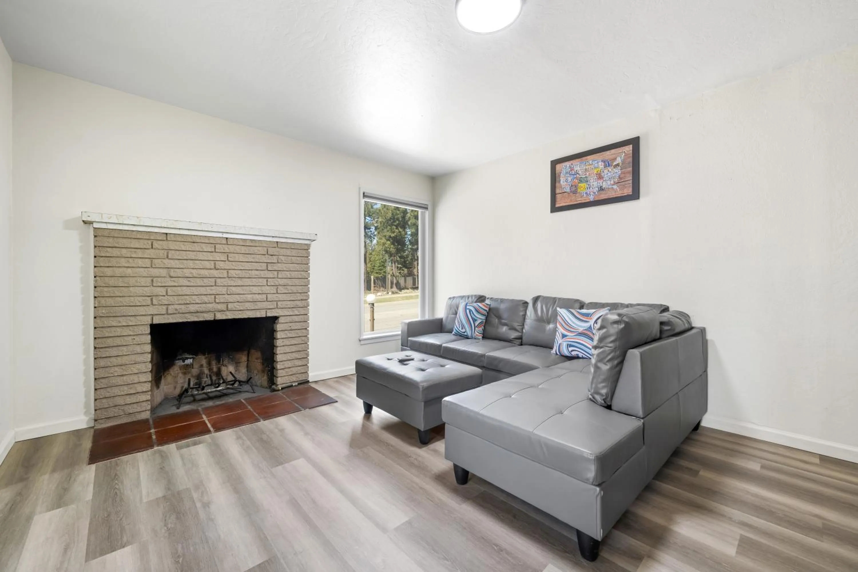 Econo Lodge Inn & Suites Heavenly Village Area