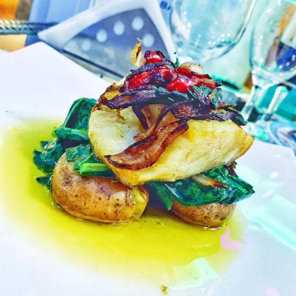 Restaurant/places to eat in Blue Marlin Hotel