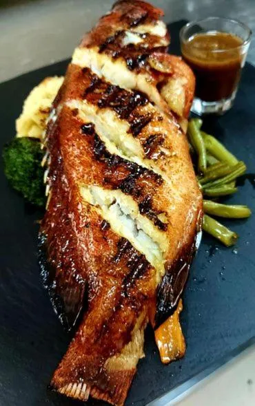 Restaurant/places to eat in Blue Marlin Hotel