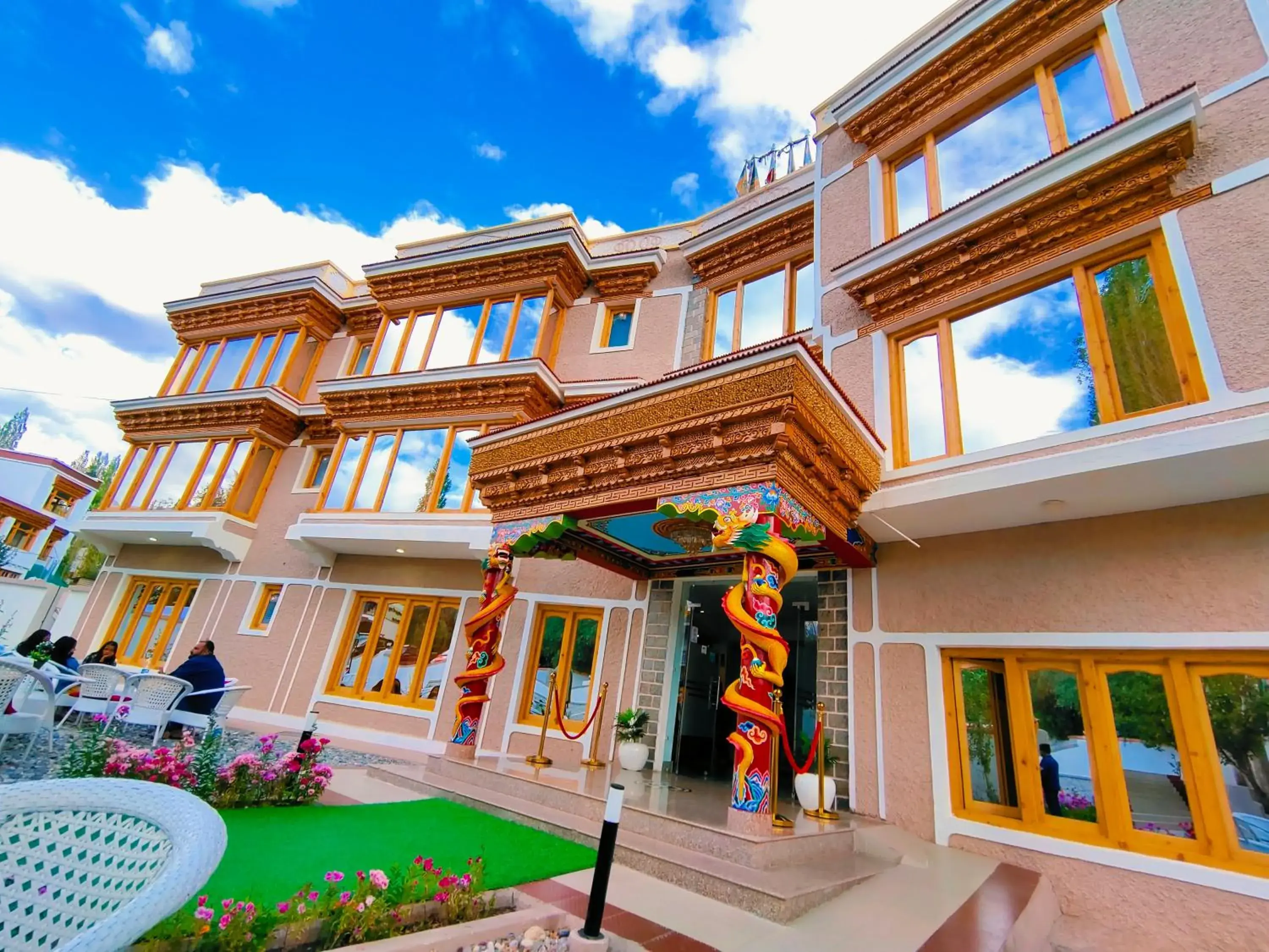 Sangaylay palace Sangaylay palace