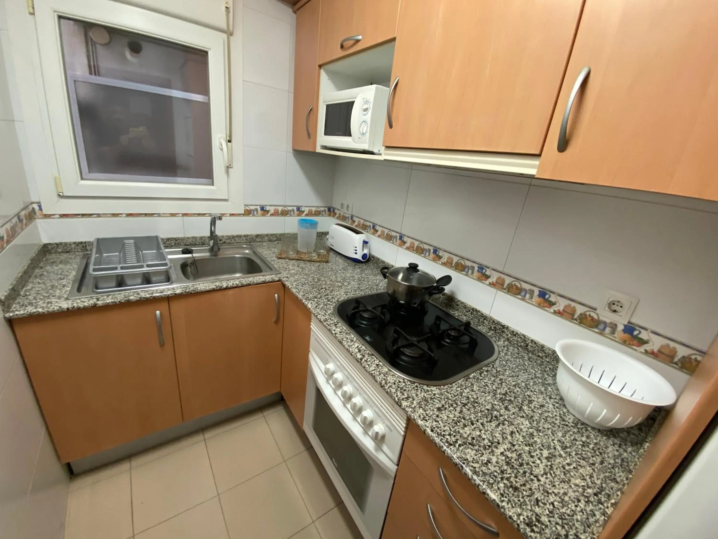Kitchen or kitchenette in Apartamentos AR Isern