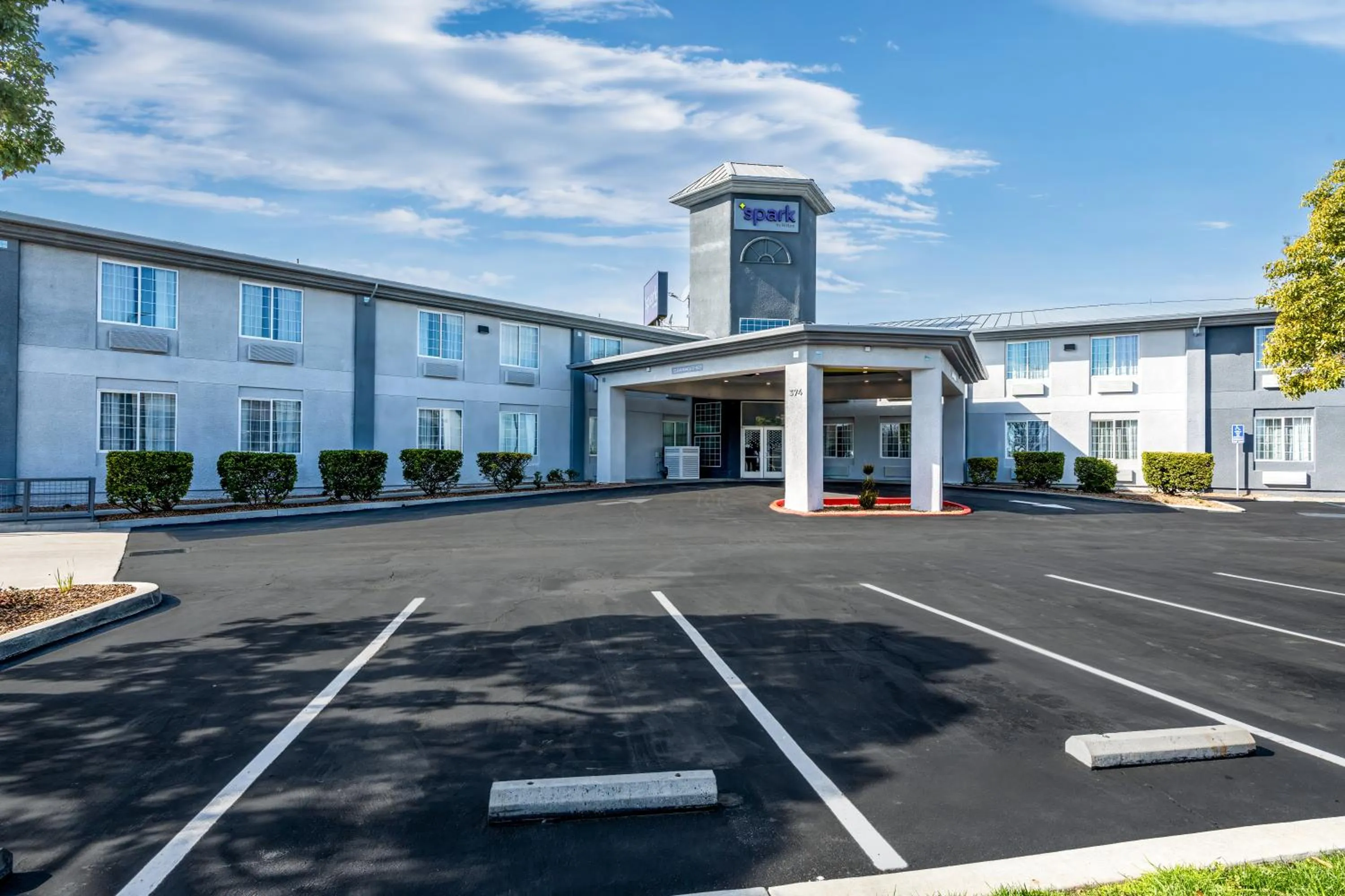 Spark by Hilton Newest Hotel in Williams CA