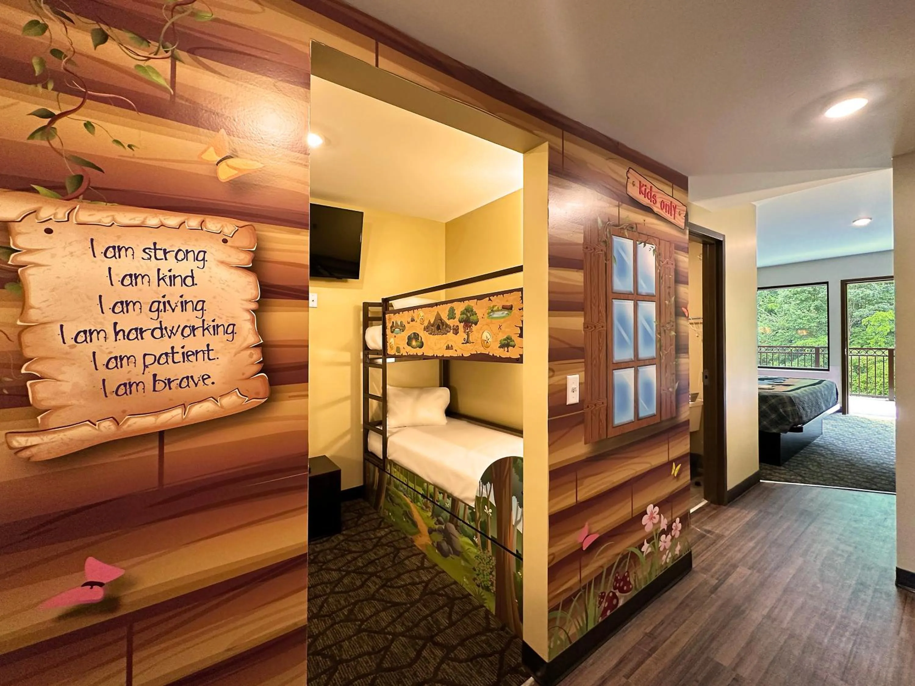 Photo of the whole room, Bed in Country Cascades Waterpark Resort