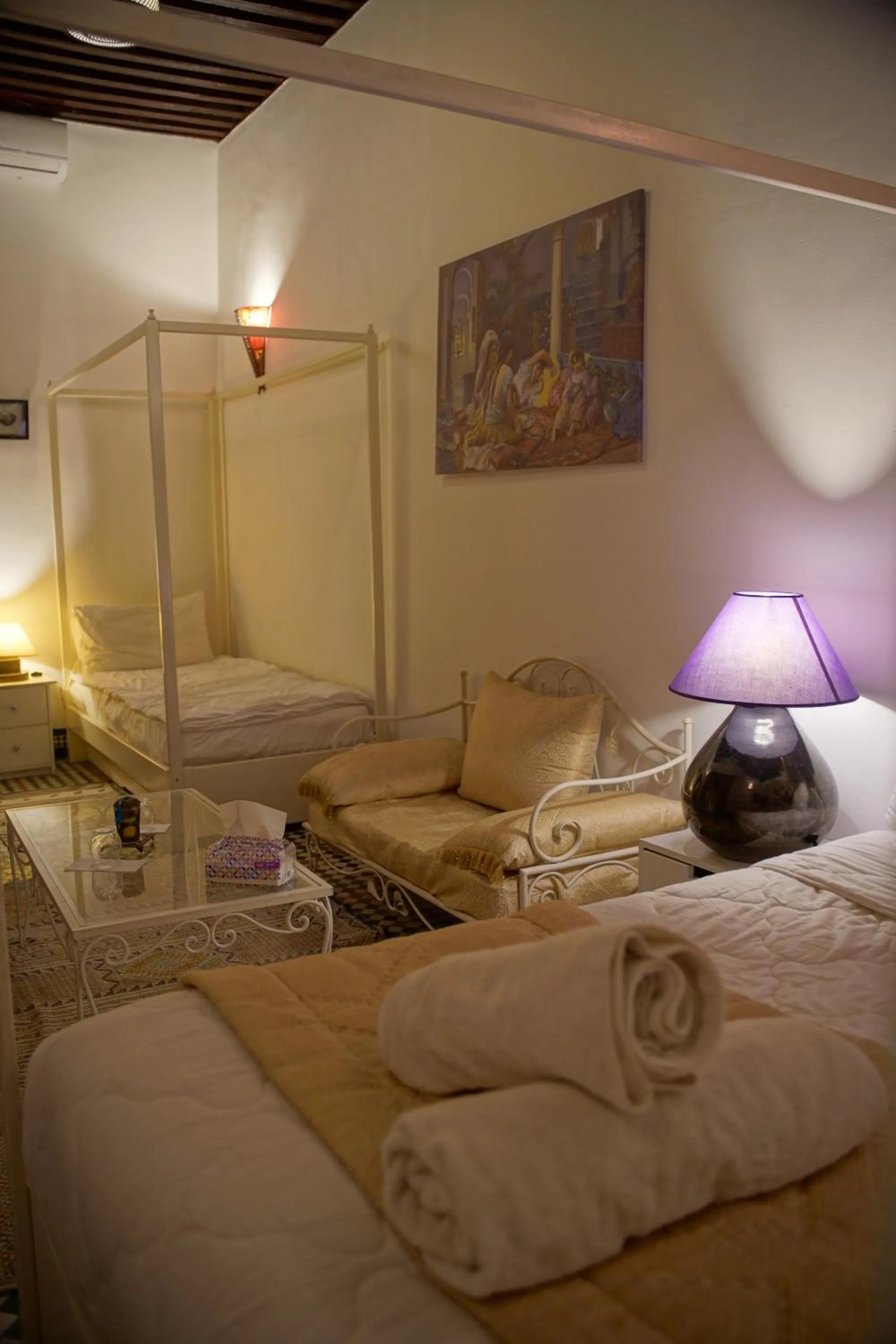 Bed in La Cheminée Bleue Fes