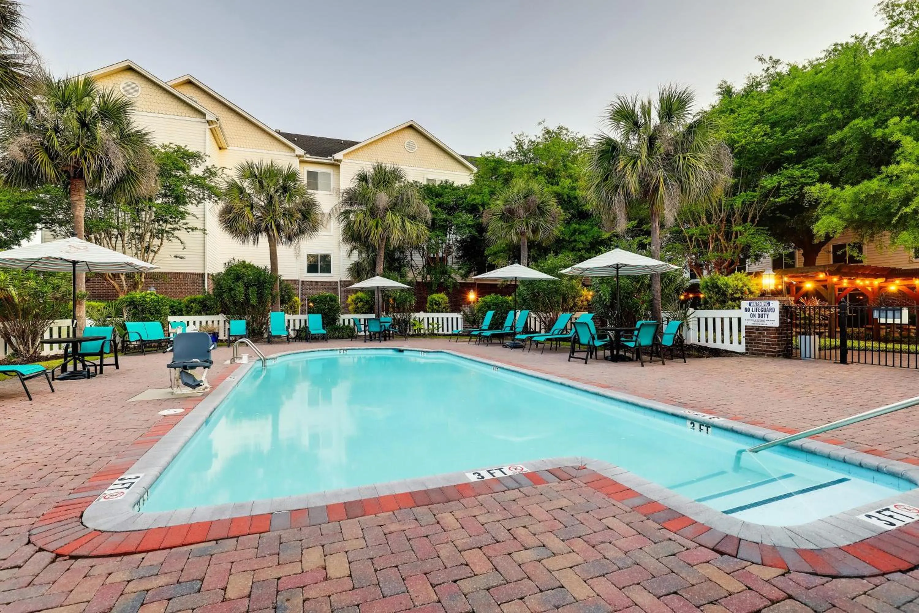 Pool view in Homewood Suites by Hilton Charleston - Mount Pleasant