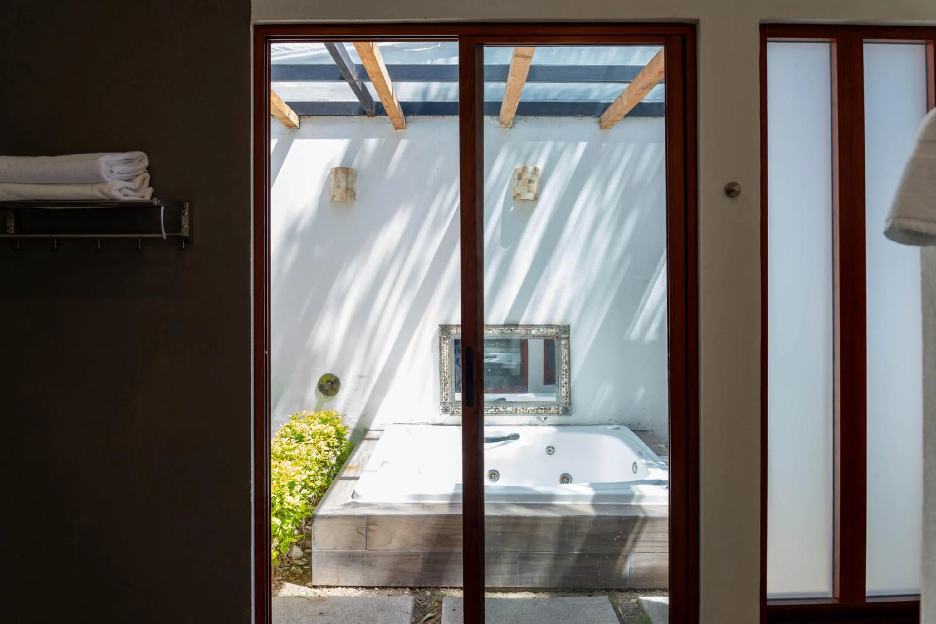 Bath in Río Tinto Hotel Boutique